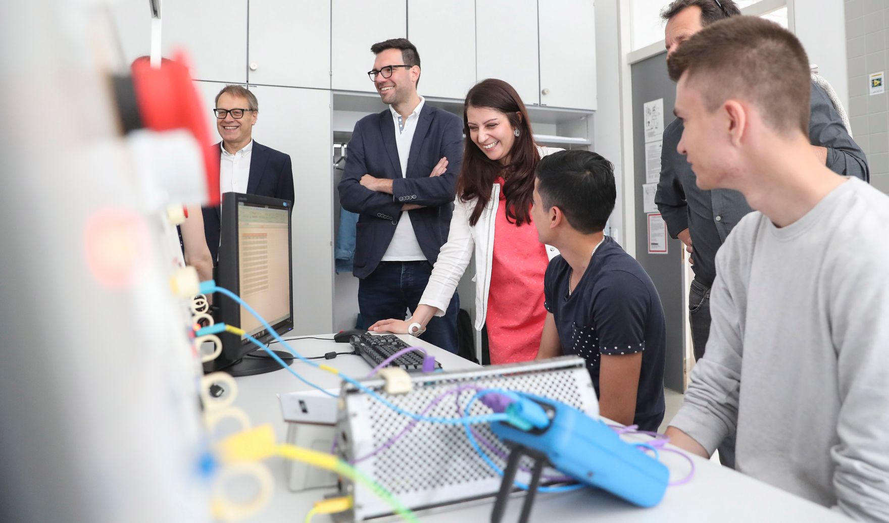 Am 19. Mai 2017 besuchte Staatssekret&auml;rin Muna Duzdar den Bezirk Ottakring. Im Bild in der HTL Ottakring.