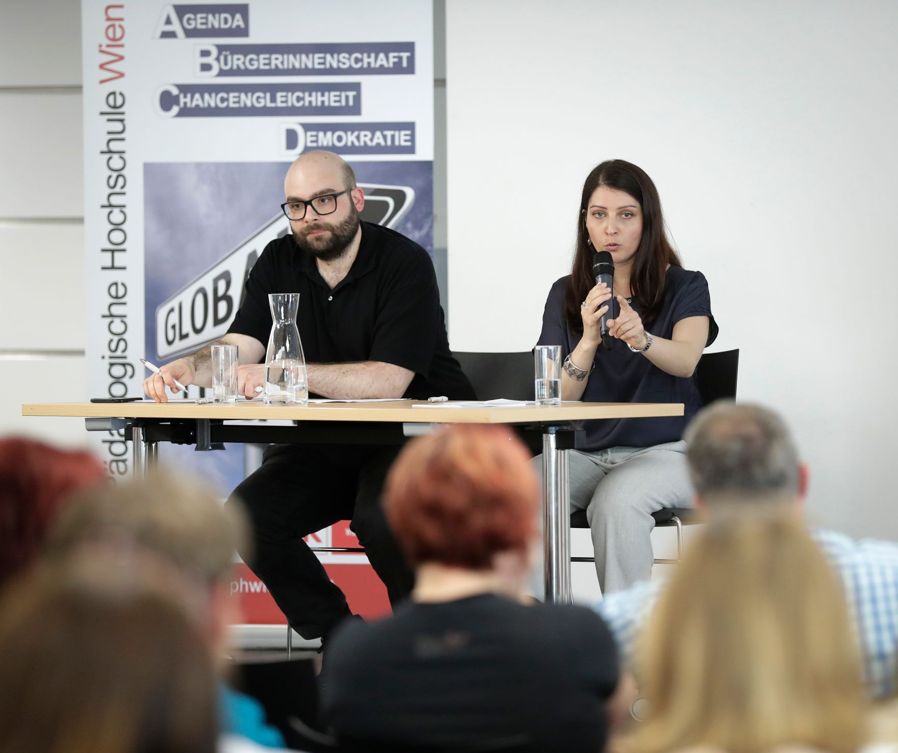 Am 23. Mai 2017 besuchte Staatssekret&auml;rin Muna Duzdar (r.) die P&auml;dagogische Hochschule Wien.