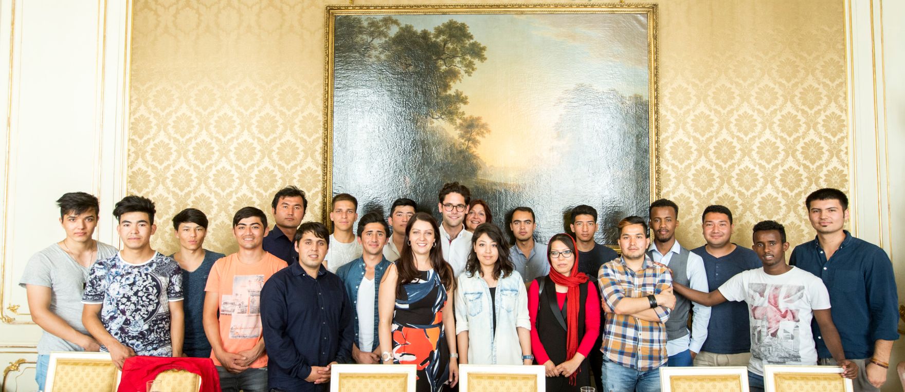 Am 30. Juni 2017 empfing Staatssekret&auml;rin Muna Duzdar eine Gruppe Kursteilnehmer des "Projekt UKI".