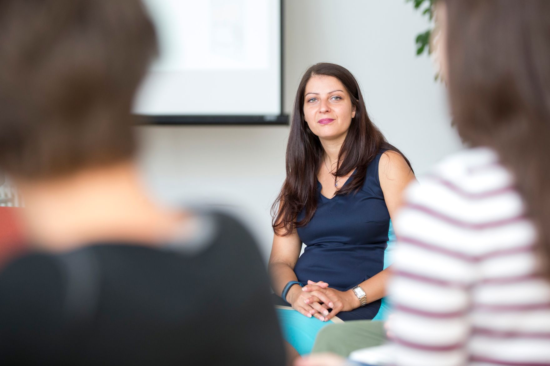 Am 18. August 2017 nahm Staatssekret&auml;rin Muna Duzdar (im Bild) an der Veranstaltung "Selbstverteidigung im digitalen Netz" teil.