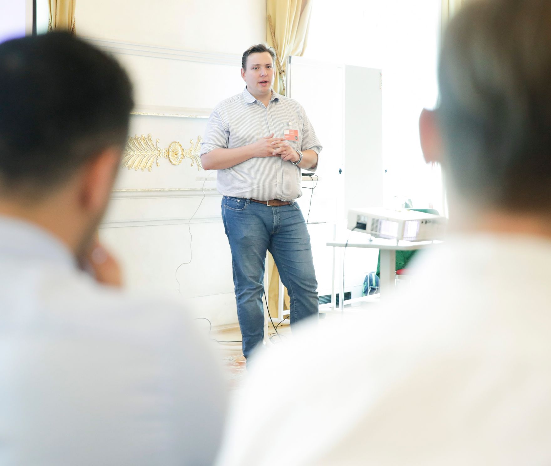 Am 9. September 2017 startete Staatssekret&auml;rin Muna Duzdar im Bundeskanzleramt den ersten Lehrgang f&uuml;r mehr Zivilcourage im Internet. Im Bild Maximilian Zirkowitsch.