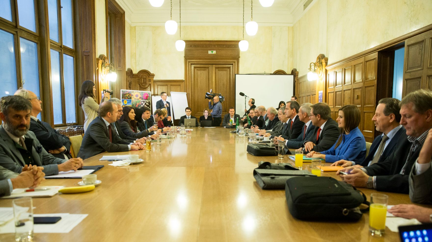 Am 16. November 2017 fand die 4. Runde der Gehaltsverhandlungen &Ouml;ffentlicher Dienst statt.