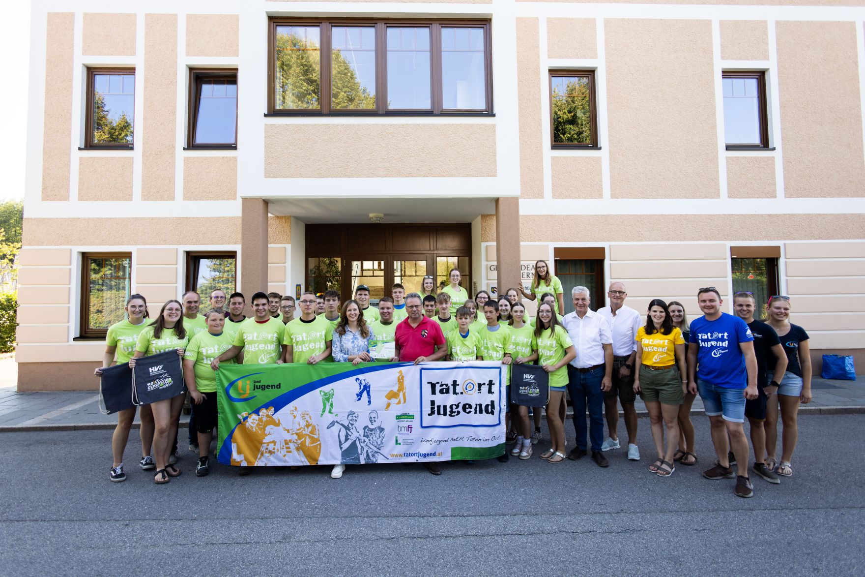 Am 30. August 2024 besuchte Staatssekret&auml;rin Claudia Plakolm die Teilnehmerinnen und Teilnehmer des Projektmarathon Nieder&ouml;sterreich.