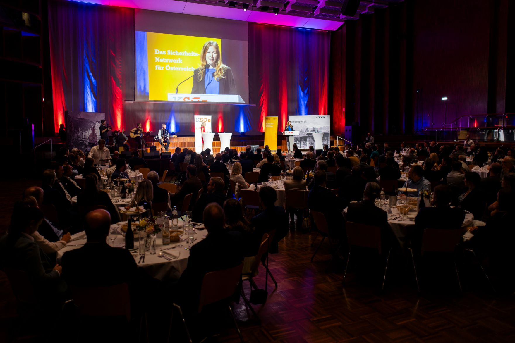 Am 10. Oktober 2024 nahm Staatssekret&auml;rin Claudia Plakolm am KS&Ouml; Sicherheitsevent in Innsbruck teil.