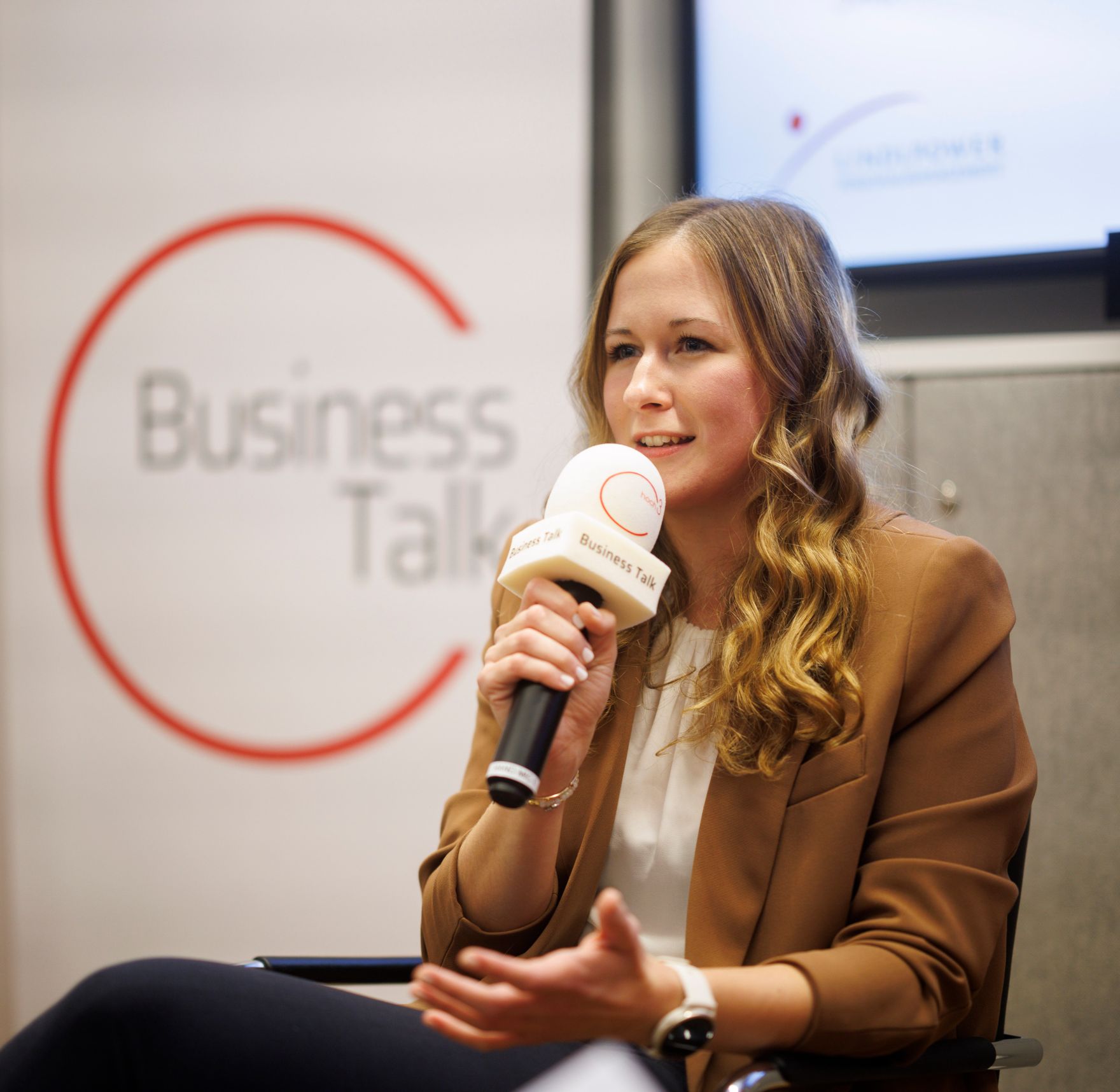 Am 23. Oktober 2024 nahm Staatssekret&auml;rin Claudia Plakolm (im Bild) am C 3- &ldquo;Business Talk&ldquo; teil.