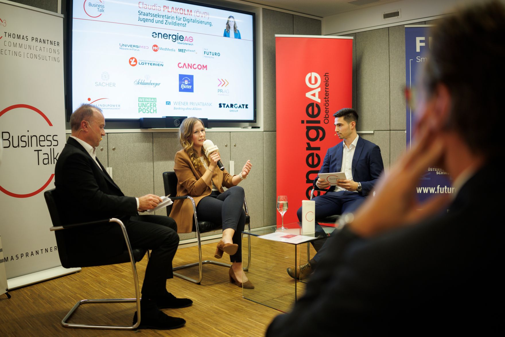 Am 23. Oktober 2024 nahm Staatssekret&auml;rin Claudia Plakolm (m.) am C 3- &ldquo;Business Talk&ldquo; teil.