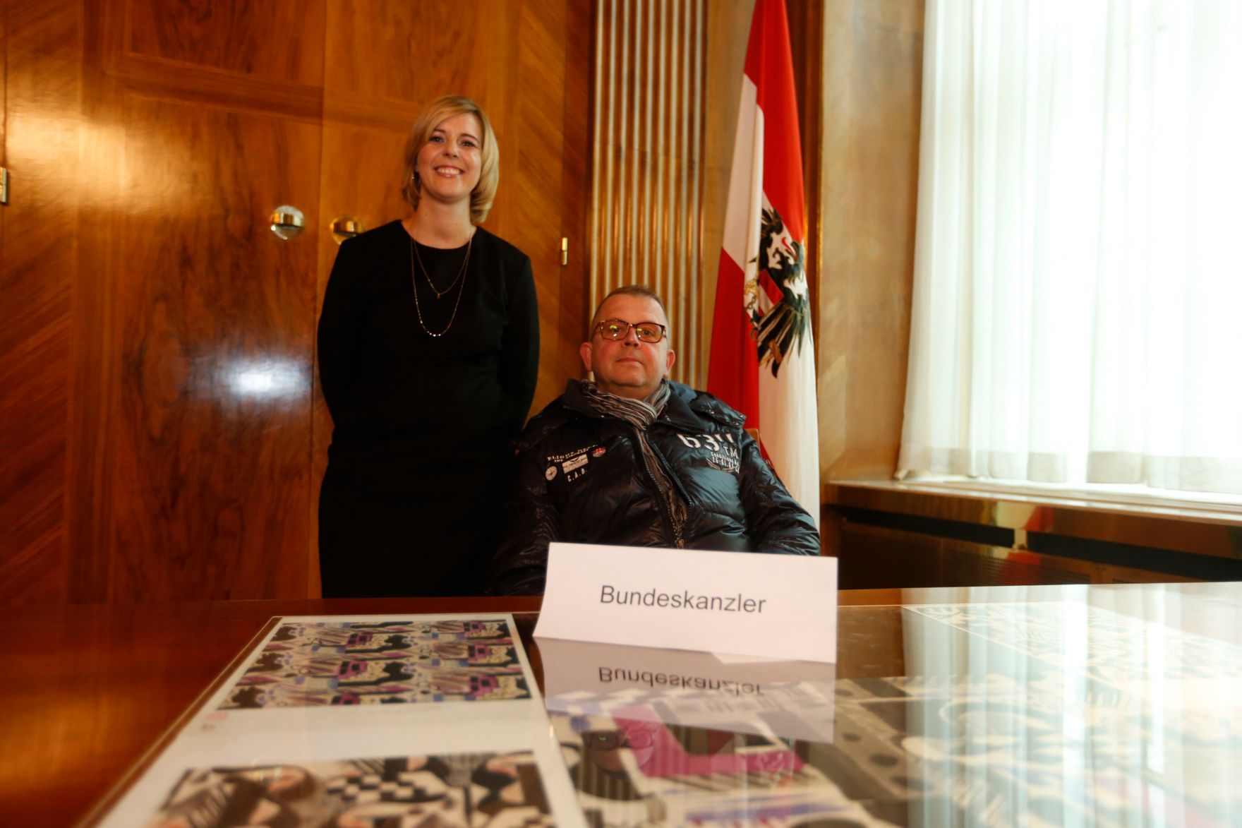 Am 26. Oktober 2014 empfing Staatssekret&auml;rin Sonja Ste&szlig;l im Rahmen des Nationalfeiertages Besucherinnen und Besucher im Bundeskanzleramt.