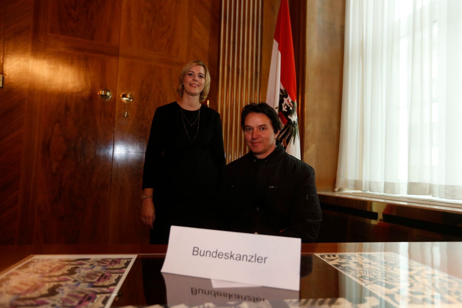 Am 26. Oktober 2014 empfing Staatssekret&auml;rin Sonja Ste&szlig;l im Rahmen des Nationalfeiertages Besucherinnen und Besucher im Bundeskanzleramt.