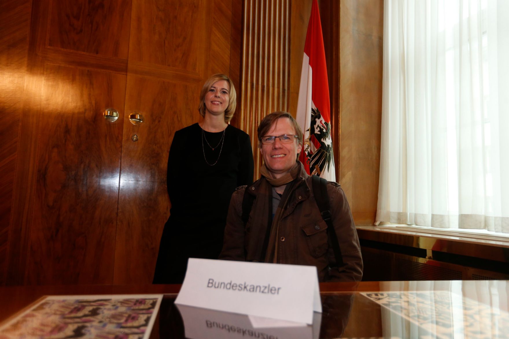 Am 26. Oktober 2014 empfing Staatssekret&auml;rin Sonja Ste&szlig;l im Rahmen des Nationalfeiertages Besucherinnen und Besucher im Bundeskanzleramt.