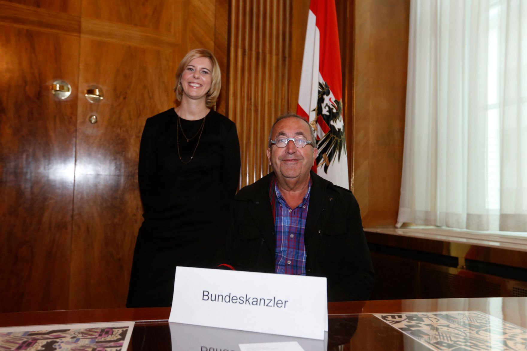 Am 26. Oktober 2014 empfing Staatssekret&auml;rin Sonja Ste&szlig;l im Rahmen des Nationalfeiertages Besucherinnen und Besucher im Bundeskanzleramt.