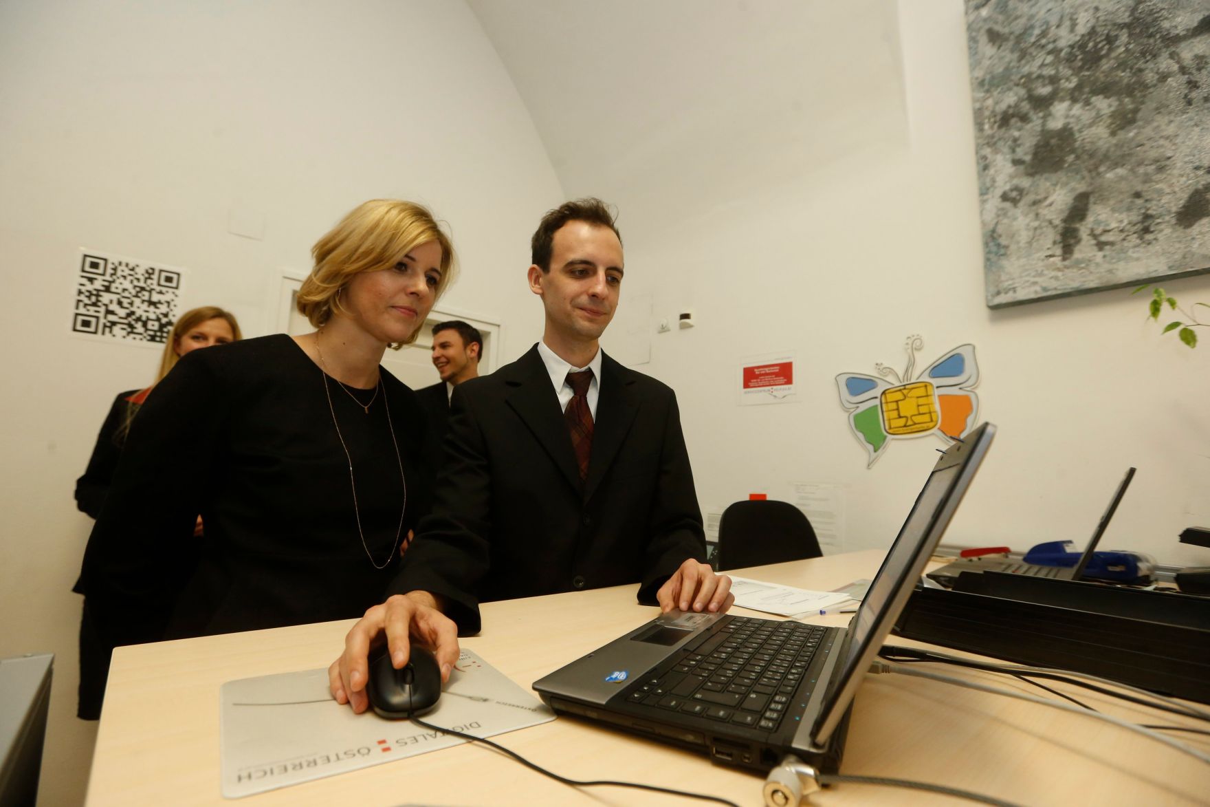 Am 26. Oktober 2014 empfing Staatssekret&auml;rin Sonja Ste&szlig;l im Rahmen des Nationalfeiertages Besucherinnen und Besucher im Bundeskanzleramt.