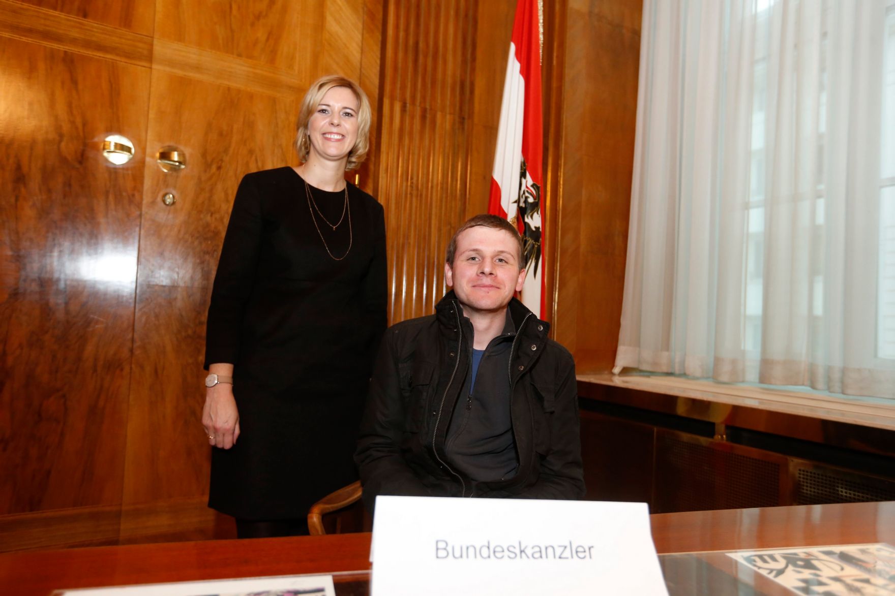 Am 26. Oktober 2014 empfing Staatssekret&auml;rin Sonja Ste&szlig;l im Rahmen des Nationalfeiertages Besucherinnen und Besucher im Bundeskanzleramt.