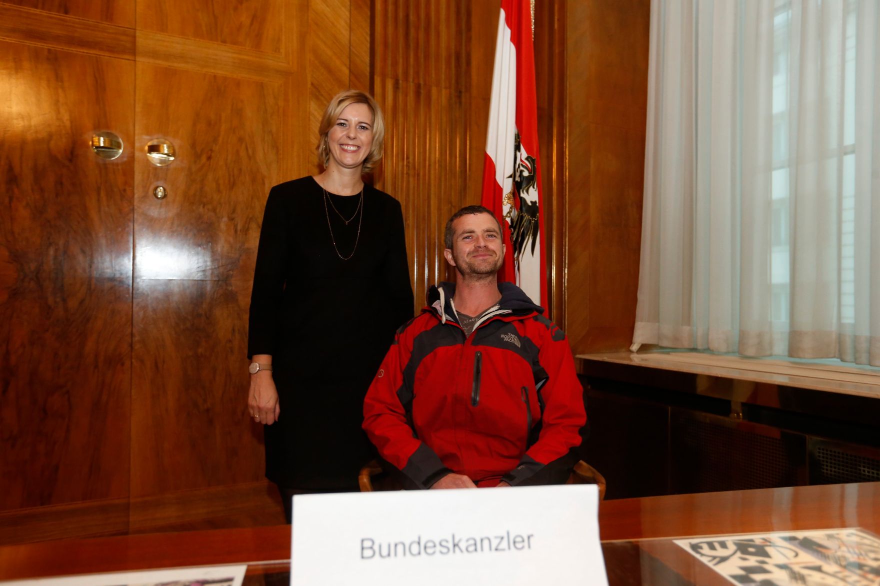 Am 26. Oktober 2014 empfing Staatssekret&auml;rin Sonja Ste&szlig;l im Rahmen des Nationalfeiertages Besucherinnen und Besucher im Bundeskanzleramt.