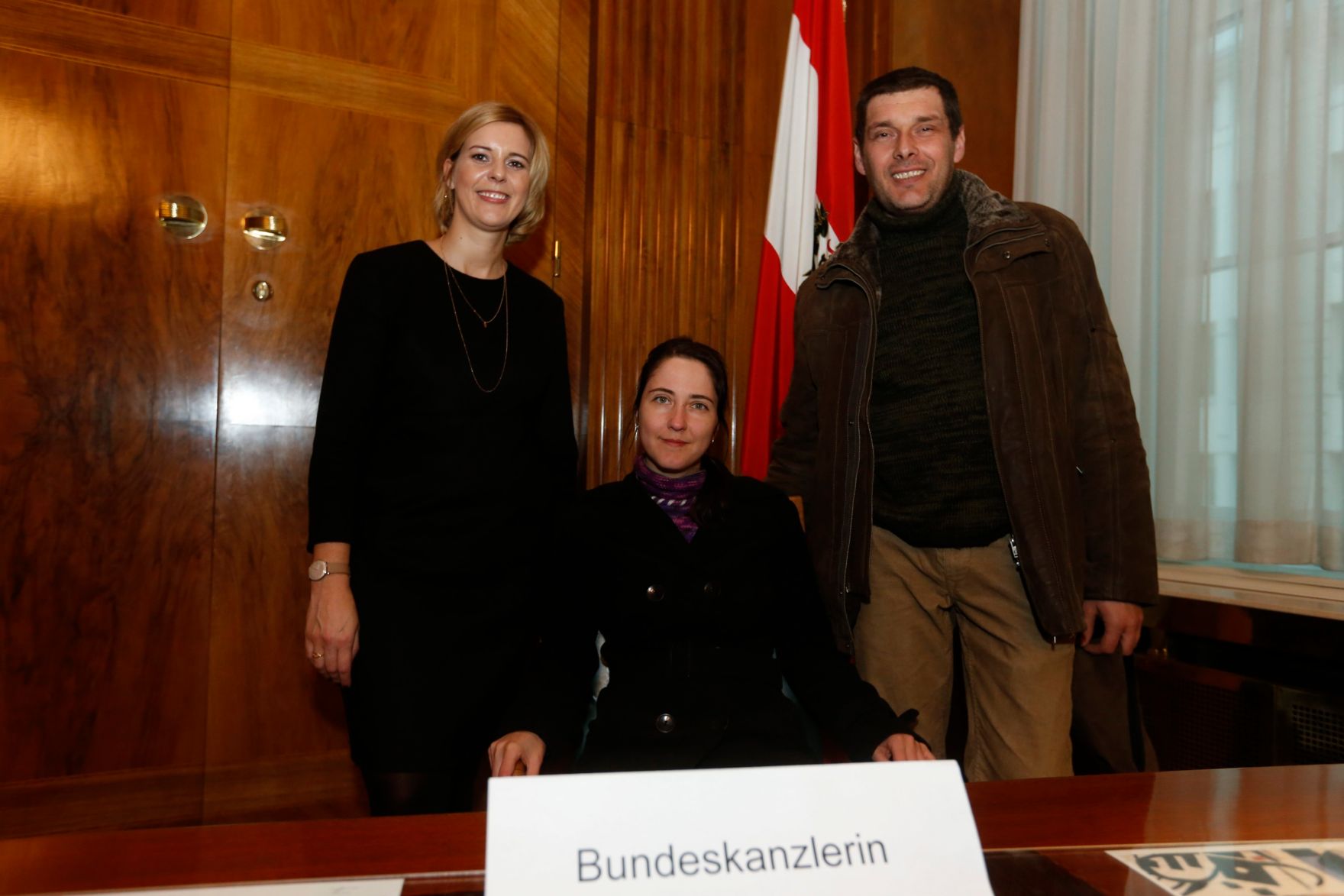Am 26. Oktober 2014 empfing Staatssekret&auml;rin Sonja Ste&szlig;l im Rahmen des Nationalfeiertages Besucherinnen und Besucher im Bundeskanzleramt.