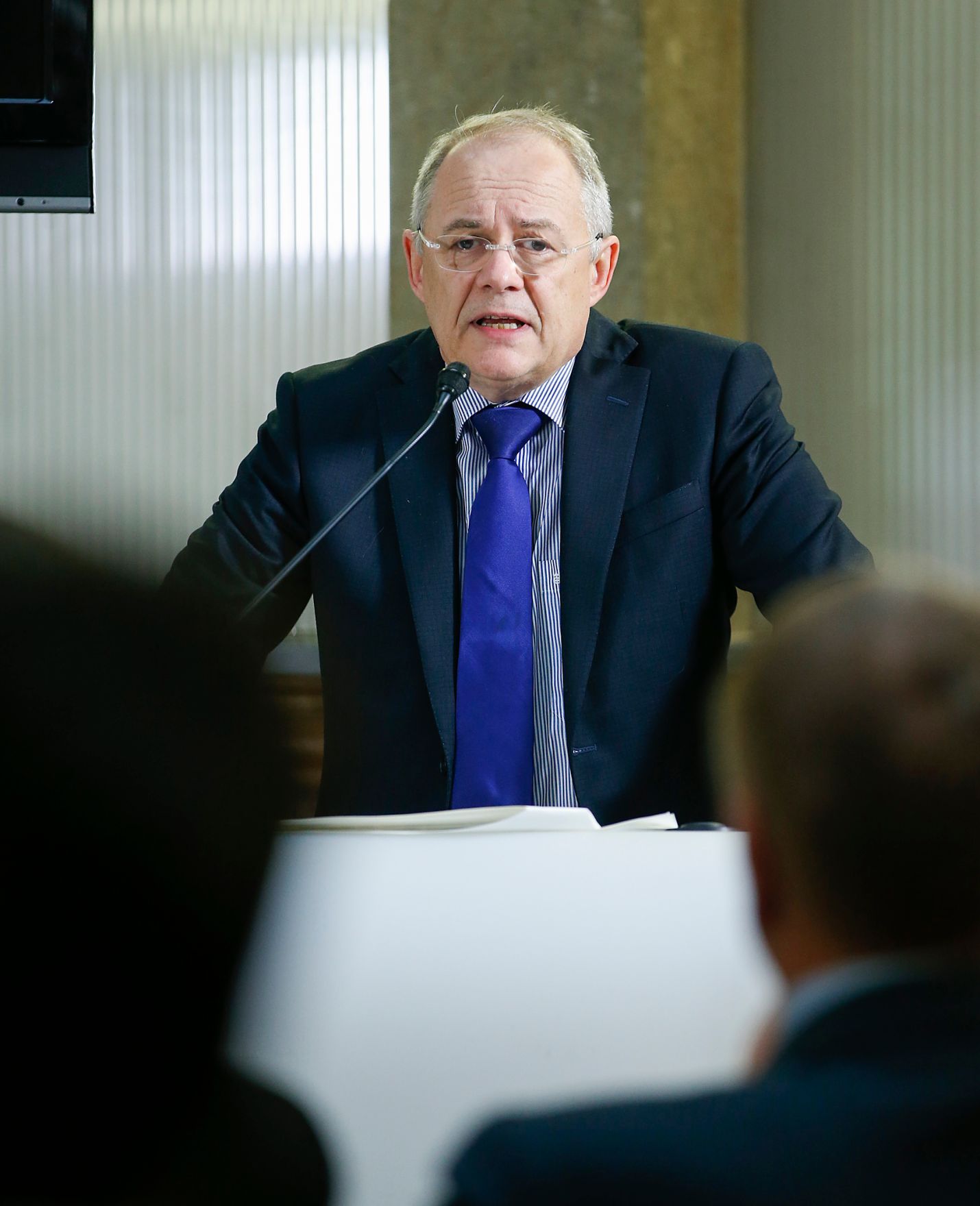 Am 29. J&auml;nner 2015 fand eine Podiumsdiskussion zu dem Thema ''Chancen der Handysignatur in der Wirtschaft, Klarnamendebatte im Web, Digital Natives" statt. Im Bild Sektionschef Manfred Matzka.