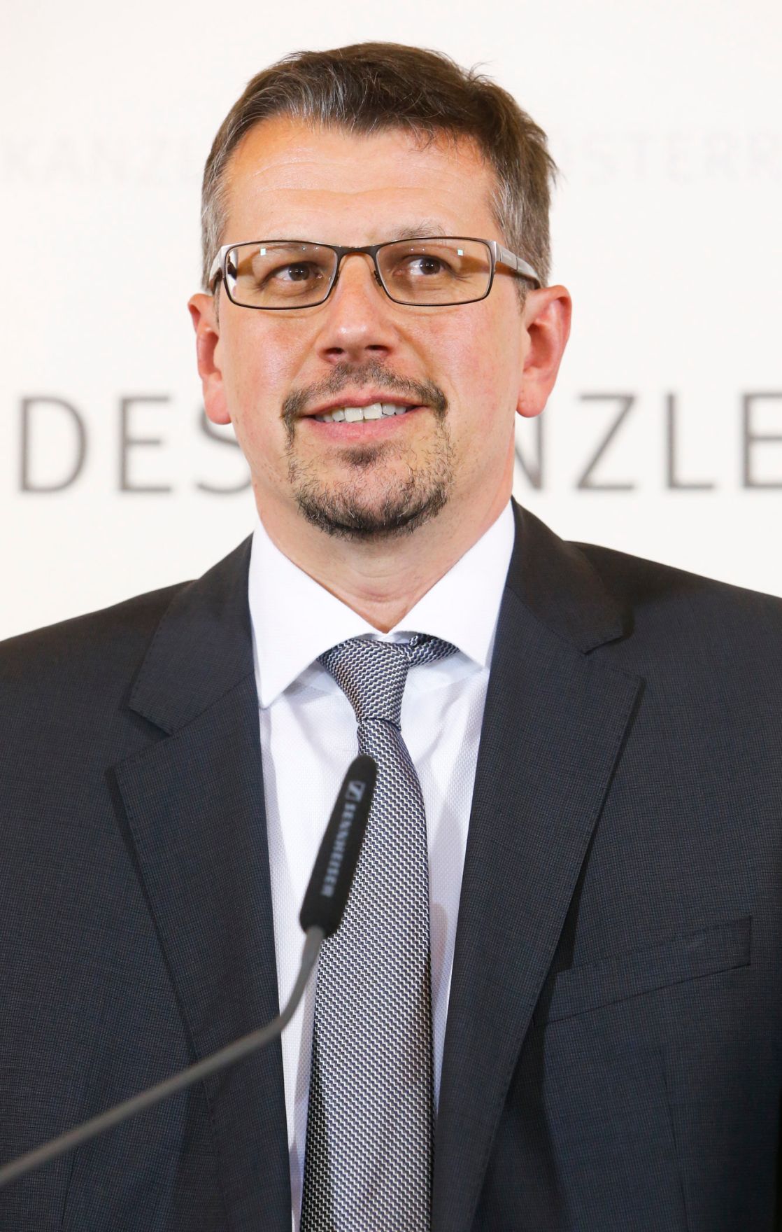 Am 17. M&auml;rz 2015 fand im Bundeskanzleramt die Konstituierung der Cyber Security Plattform statt. Im Bild Robert Schischka von Austrian Trust Circle.