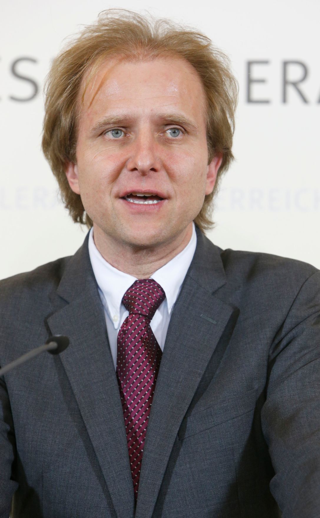 Am 17. M&auml;rz 2015 fand im Bundeskanzleramt die Konstituierung der Cyber Security Plattform statt. Im Bild Herbert Leitold vom Zentrum f&uuml;r sichere Informationstechnologie &ndash; Austria.