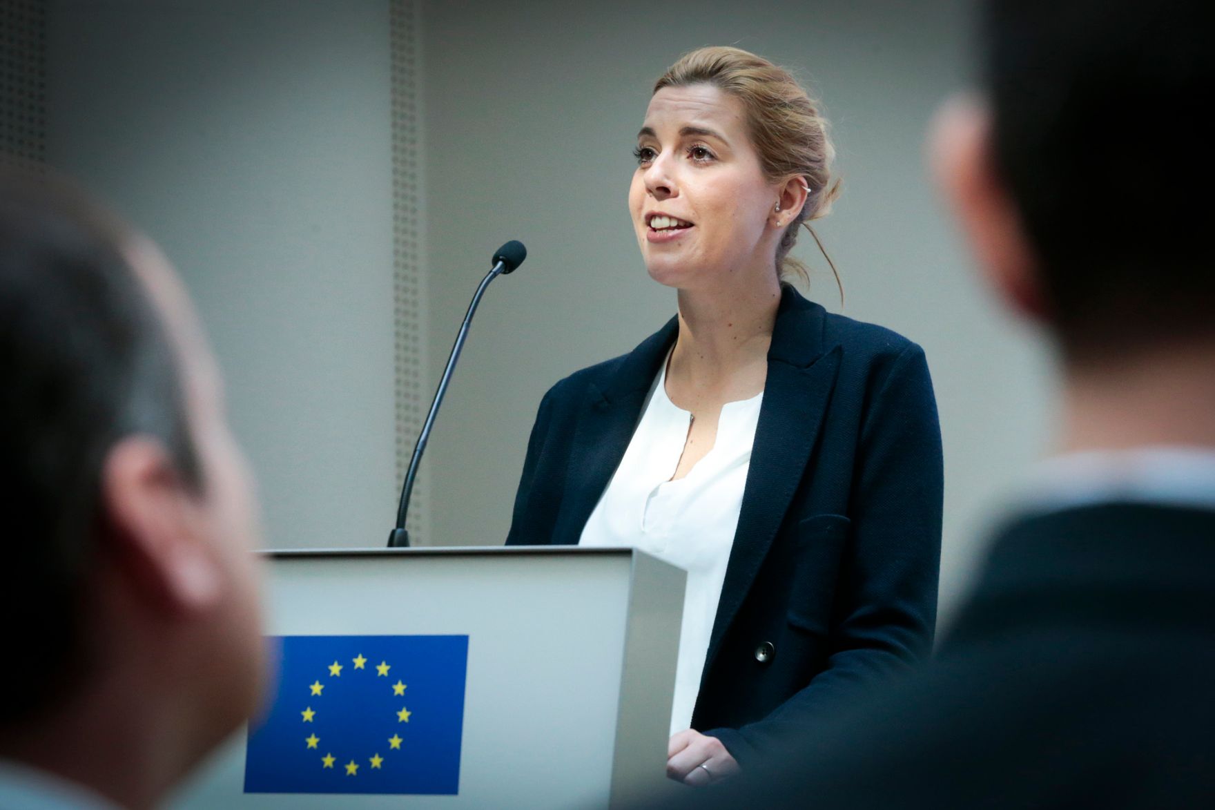 Am 1. Oktober 2015 hielt Staatssekret&auml;rin Sonja Ste&szlig;l (im Bild) das Er&ouml;ffnungsreferat bei der Auftaktveranstaltung EFRE-Programm &quot;Investitionen in Wachstum und Besch&auml;ftigung &Ouml;sterreich 2014 bis 2020&quot;.