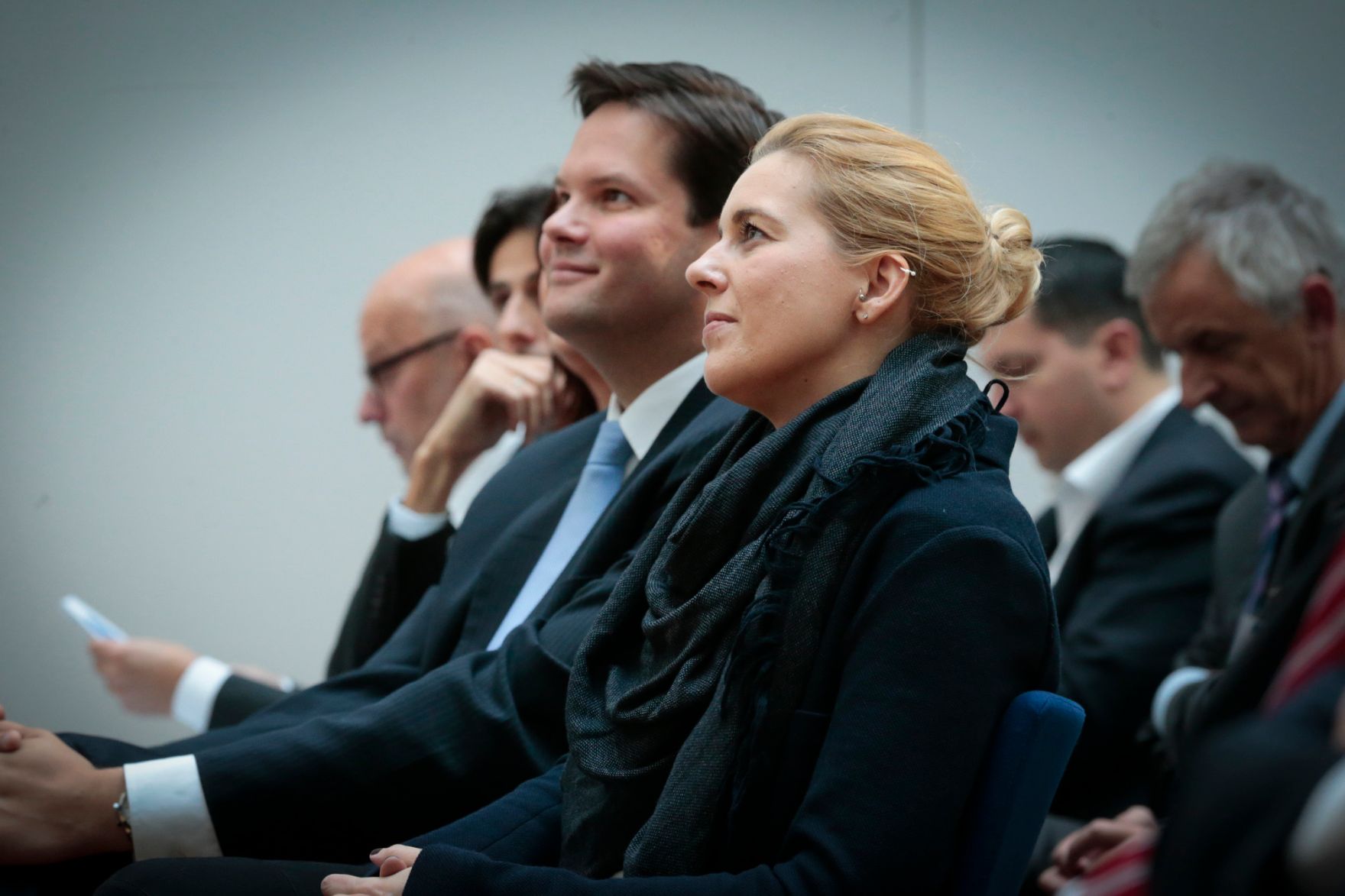 Am 1. Oktober 2015 hielt Staatssekret&auml;rin Sonja Ste&szlig;l (r.) das Er&ouml;ffnungsreferat bei der Auftaktveranstaltung EFRE-Programm &quot;Investitionen in Wachstum und Besch&auml;ftigung &Ouml;sterreich 2014 bis 2020&quot;.