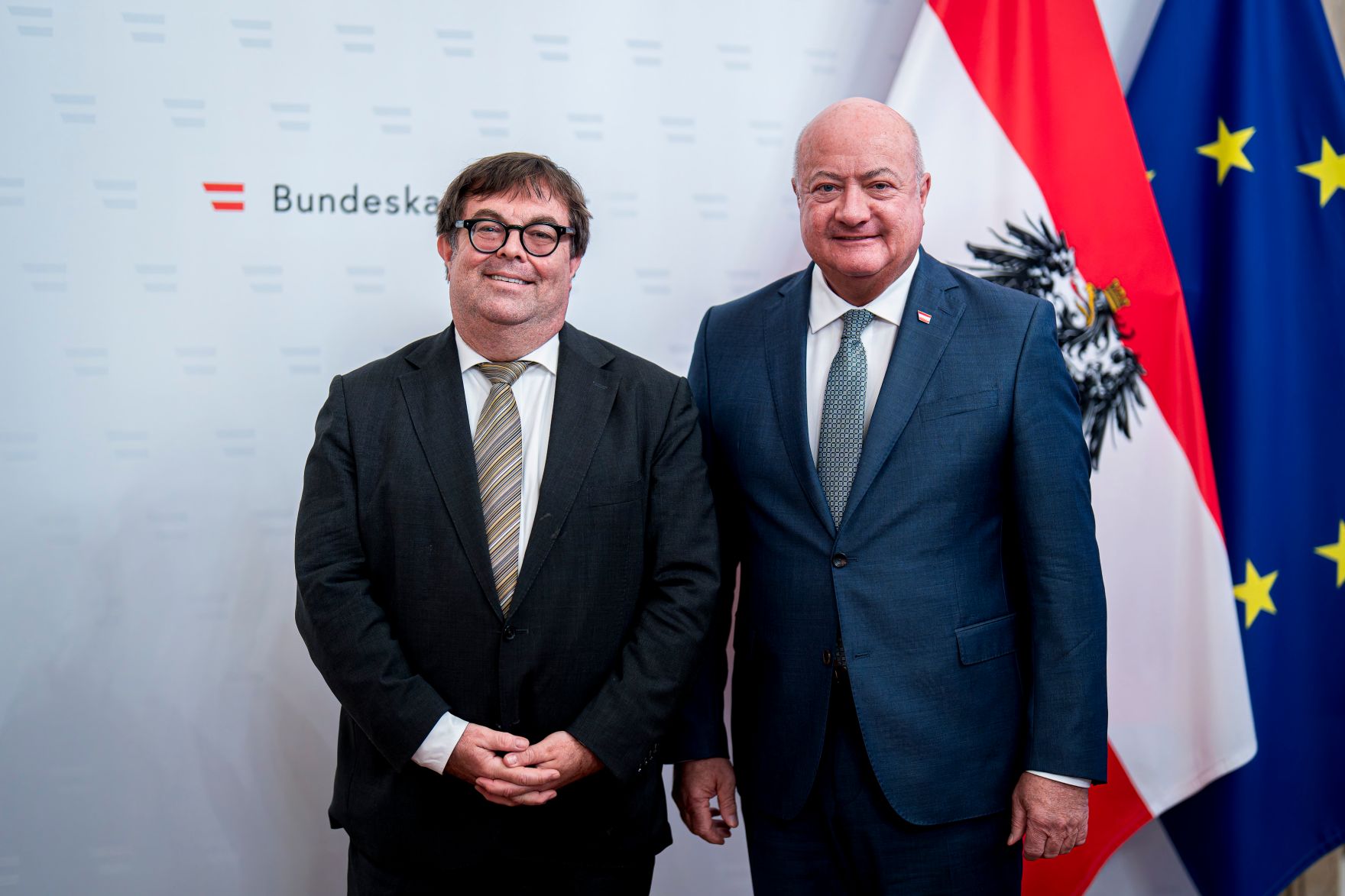 Am 27. Oktober 2025 empfing Bundeskanzler Christian Stocker (r.) den Pr&auml;sidenten des Bundesverwaltungsgericht Christian Filzwieser (l.) zu einem Arbeitsgespr&auml;ch.