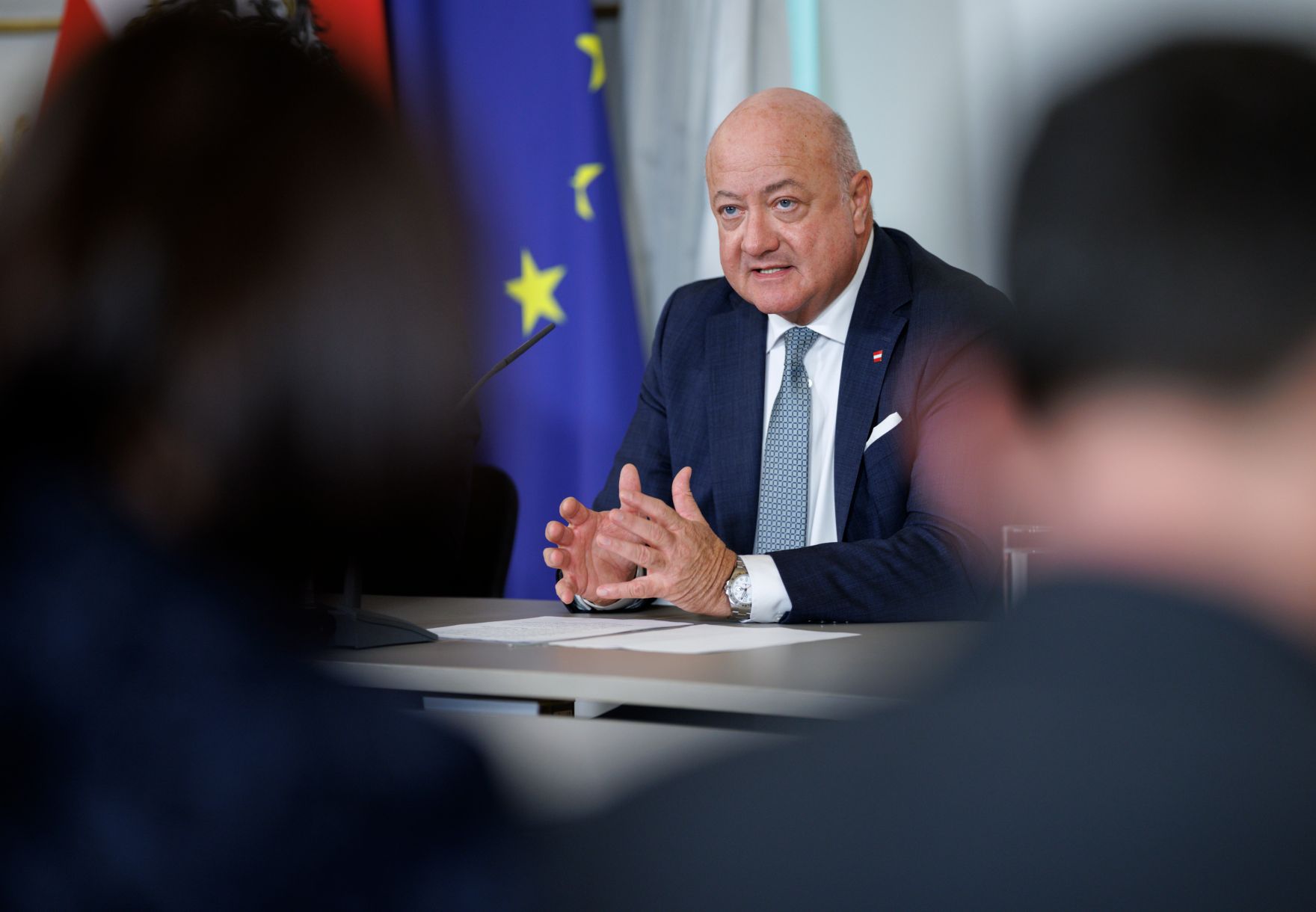 Am 18. M&auml;rz 2025 fand im Bundeskanzleramt die Klausurtagung der Bundesregierung statt. Im Bild Bundeskanzler Christian Stocker bei der anschlie&szlig;enden Pressekonferenz.