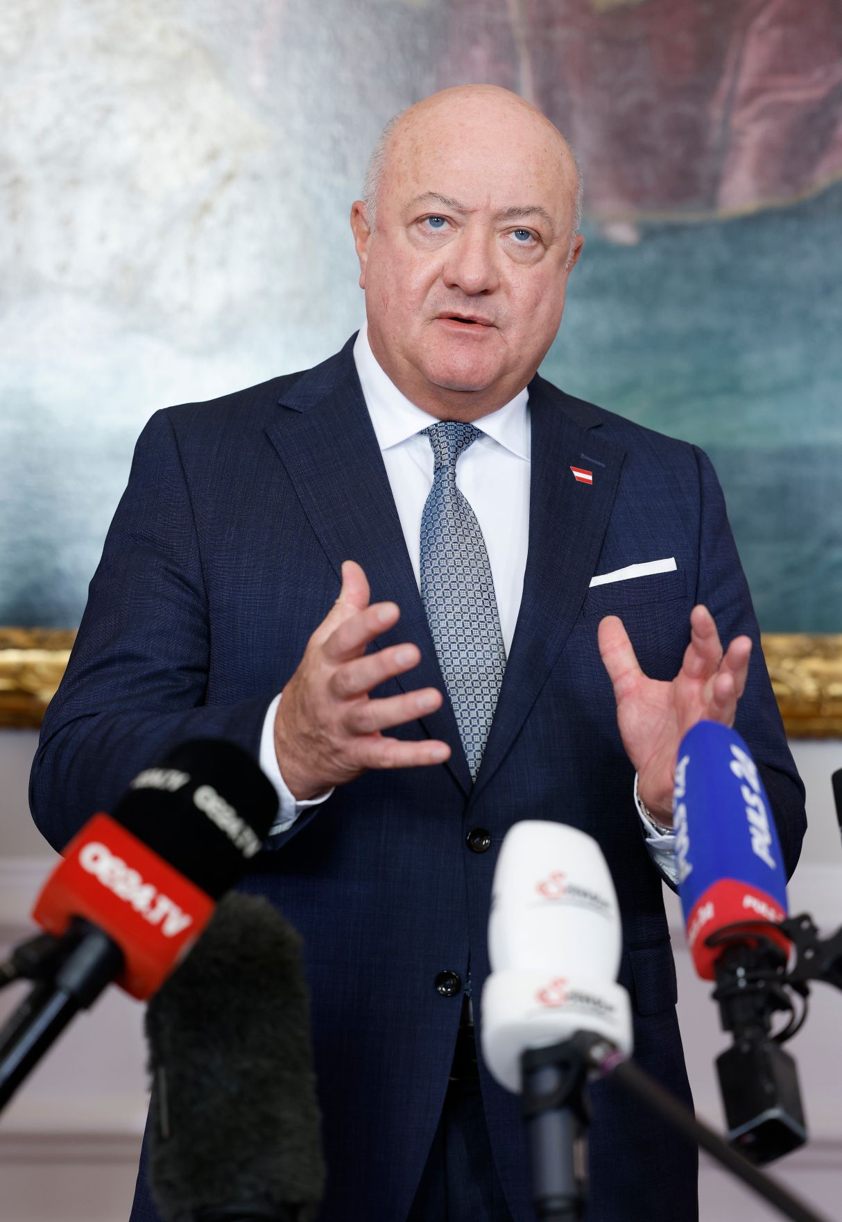 Am 18. M&auml;rz 2025 fand im Bundeskanzleramt die Klausurtagung der Bundesregierung statt. Im Bild Bundeskanzler Christian Stocker beim Doorstep.