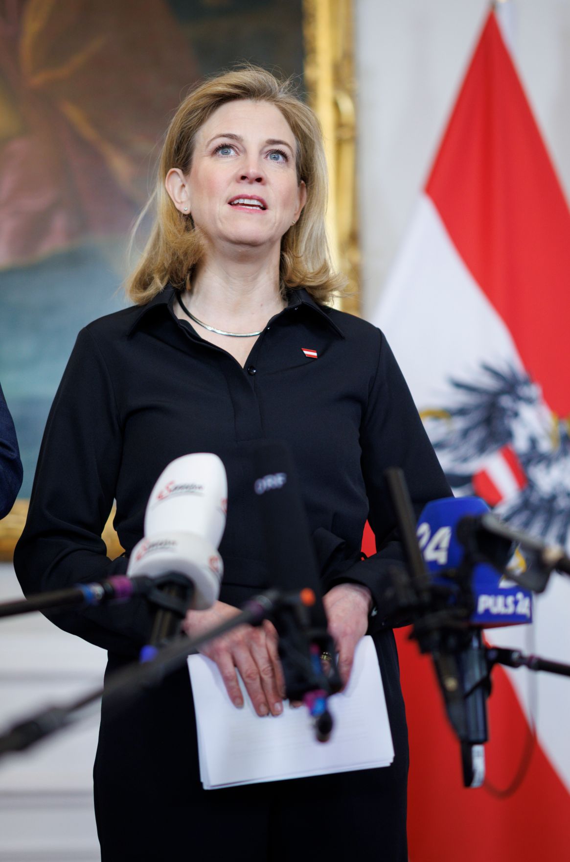 Am 19. M&auml;rz 2025 nahmen Bundesministerin Beate Meinl-Reisinger am Doorstep vor dem Ministerrat teil.