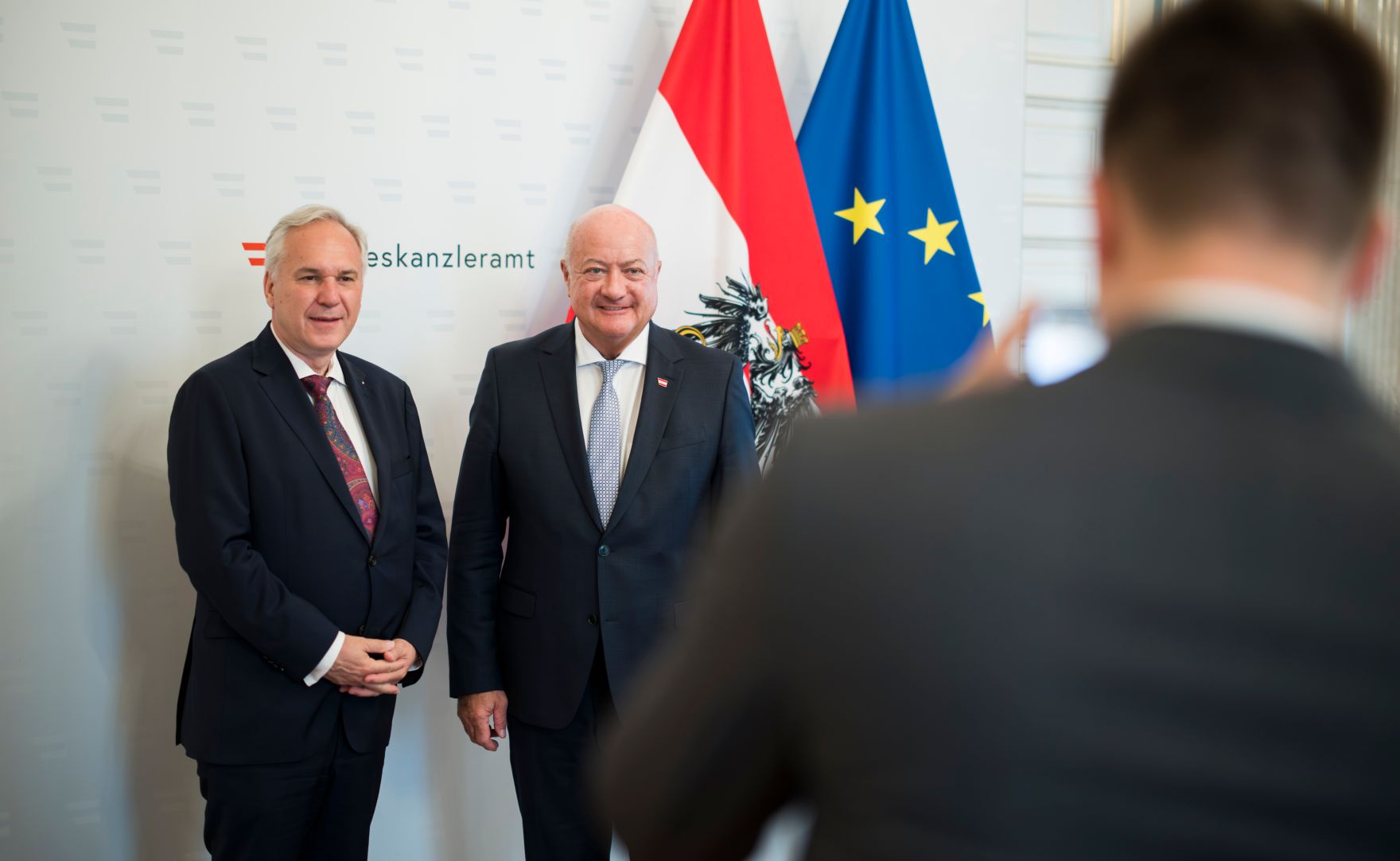 Am 24. April 2025 empfing Bundeskanzler Christian Stocker (m.) den Nationalratspr&auml;sidenten Walter Rosenkranz (l.).