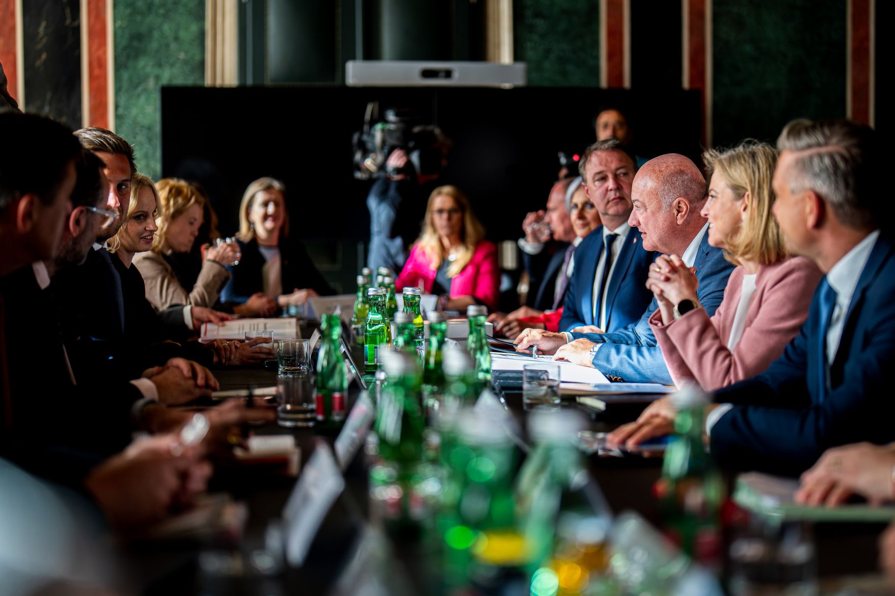 Am 13. Mai 2025 fand der Ministerrat der Bundesregierung im Parlament statt.