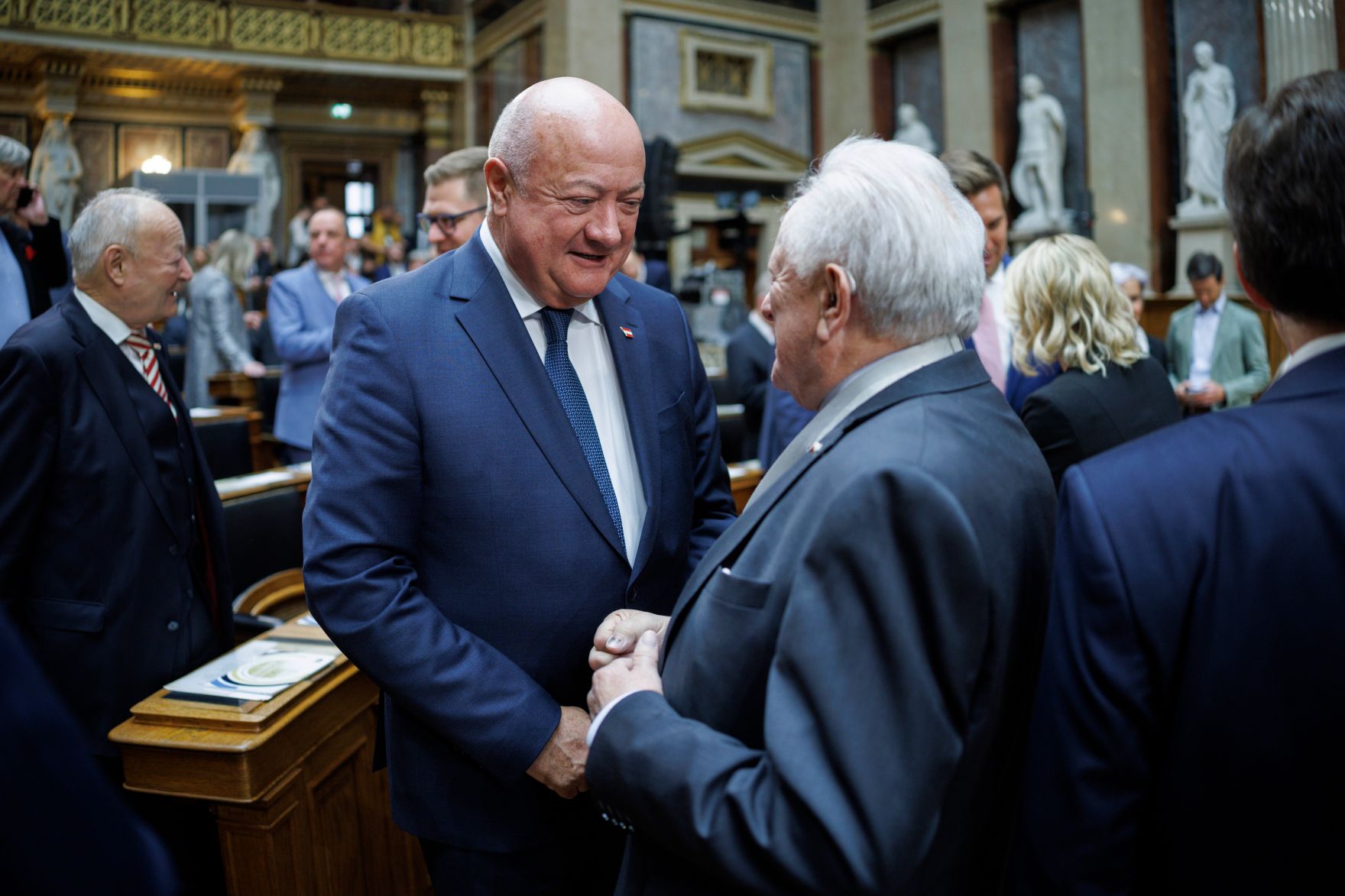 Am 15. Mai 2025 nahm Bundeskanzler Christian Stocker am Festakt &sbquo;70 Jahre Staatsvertrag&lsquo; im Parlament teil.