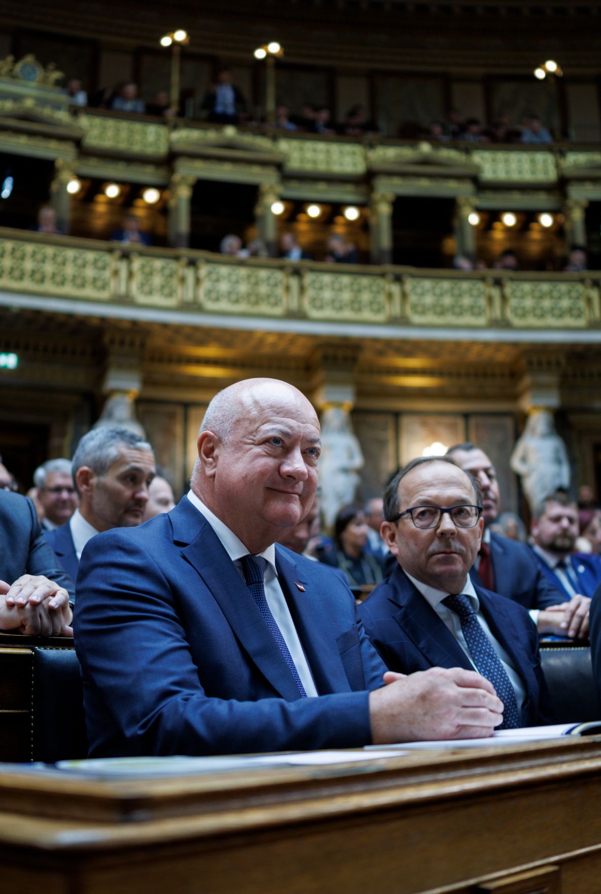 Am 15. Mai 2025 nahm Bundeskanzler Christian Stocker (l.) am Festakt &sbquo;70 Jahre Staatsvertrag&lsquo; im Parlament teil.