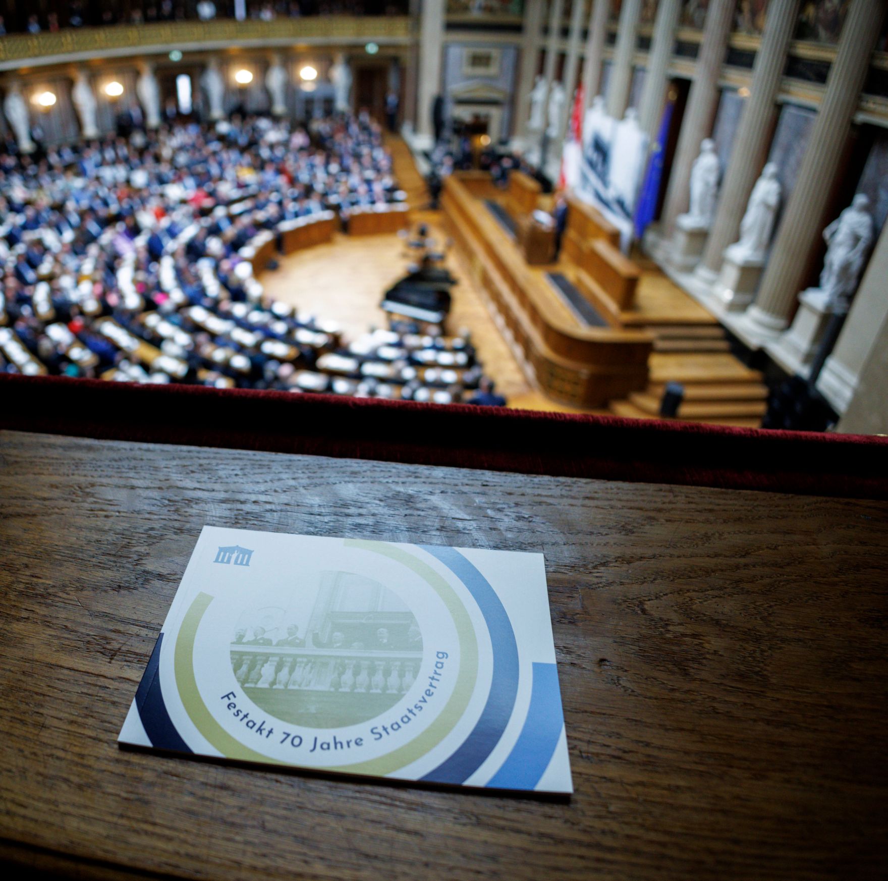 Am 15. Mai 2025 nahm Bundeskanzler Christian Stocker am Festakt &sbquo;70 Jahre Staatsvertrag&lsquo; im Parlament teil.