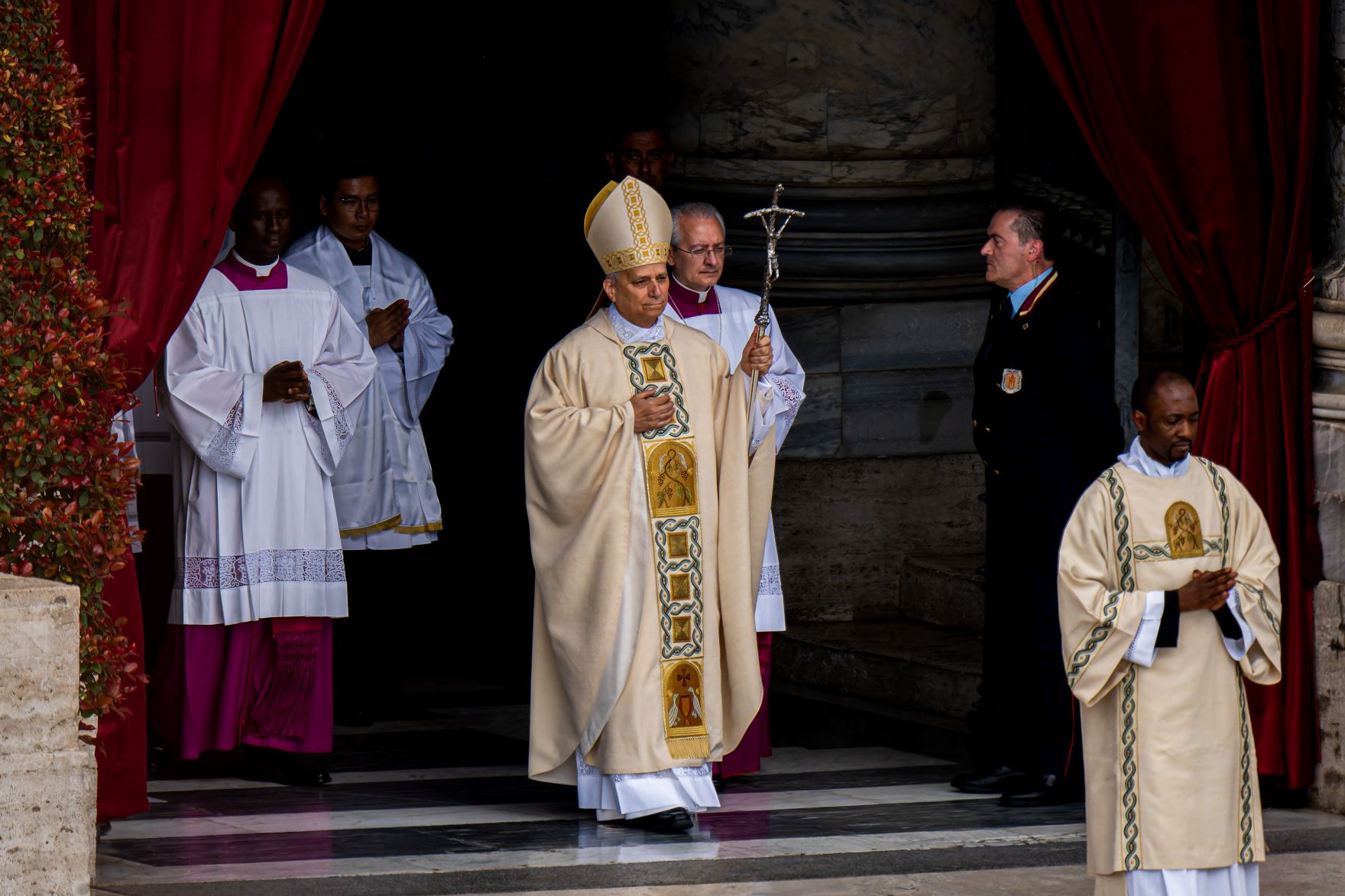 Am 18. Mai 2025 besuchte Bundeskanzler Christian Stocker die Inauguration des Papstes Leo XIV. im Vatikan.