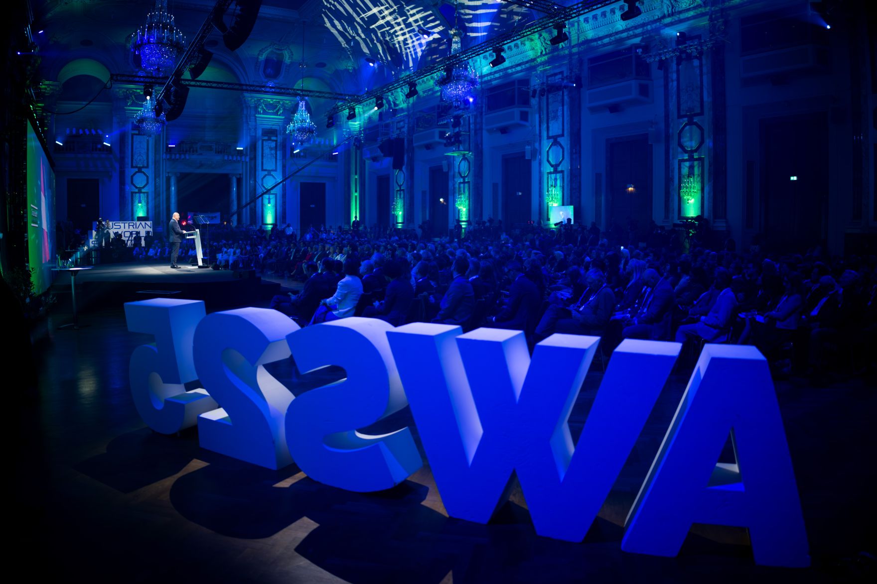 Am 3. Juni 2025 nahm Bundeskanzler Christian Stocker am Austrian World Summit 2025 teil.