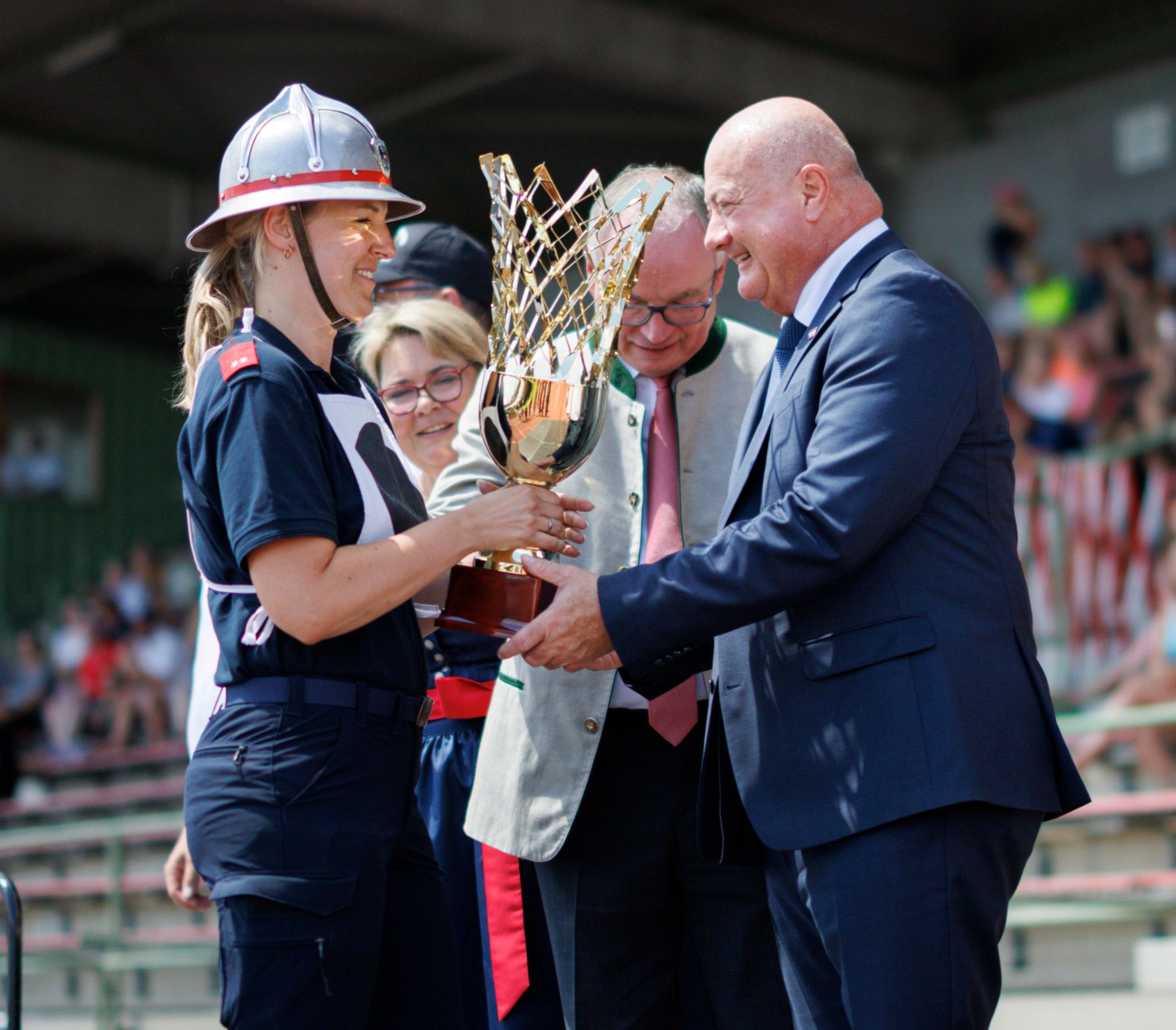 Am 29. Juni 2025 nahm Bundeskanzler Christian Stocker an der Siegerehrung des 73. N&Ouml; Landesfeuerwehrleistungsbewerb teil.