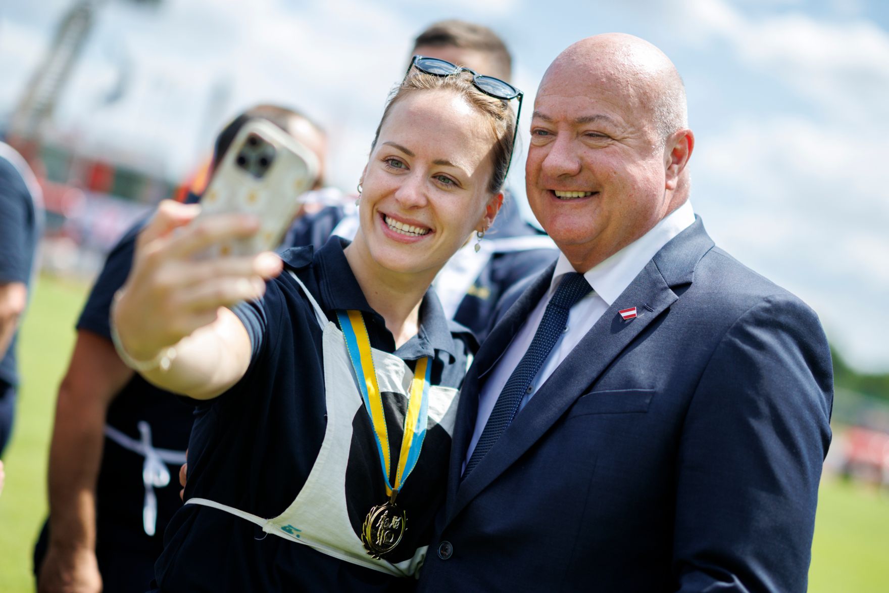 Am 29. Juni 2025 nahm Bundeskanzler Christian Stocker an der Siegerehrung des 73. N&Ouml; Landesfeuerwehrleistungsbewerb teil.