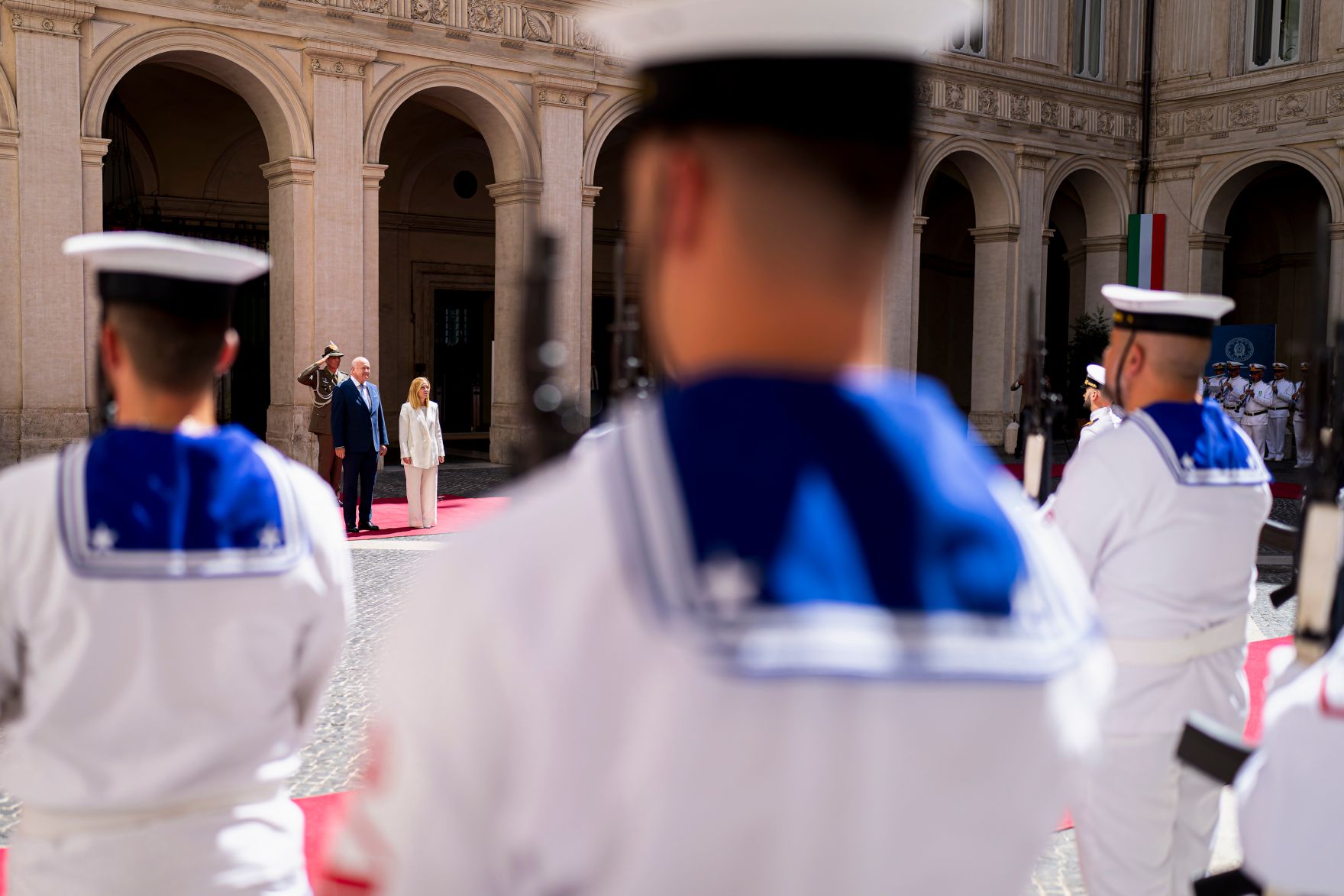 Am 15. Juli 2025 reiste Bundeskanzler Christian Stocker zu einem Arbeitsbesuch nach Rom. Im Bild bei einem Arbeitsgespr&auml;ch mit der Premierministerin von Italien Giorgia Meloni.