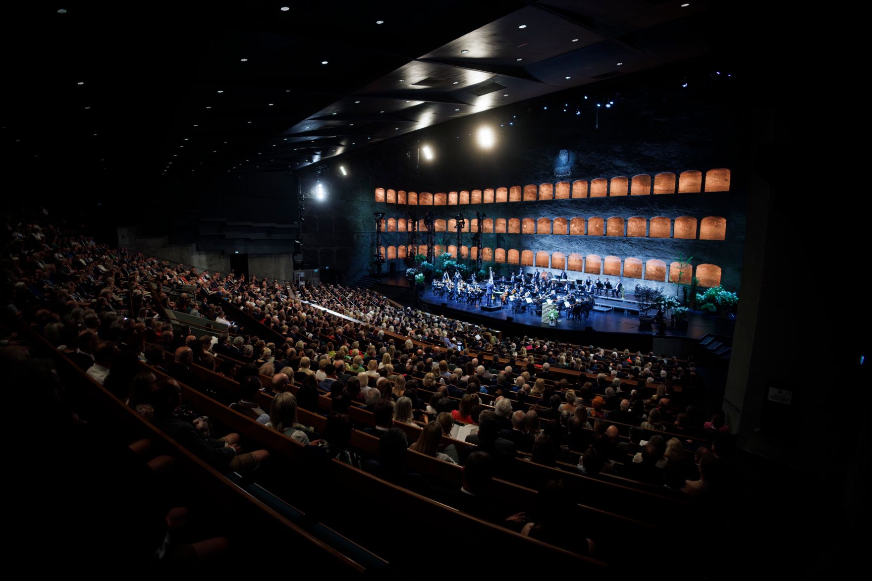 Am 26. Juli 2025 besuchten Bundeskanzler Christian Stocker die Er&ouml;ffnung der Salzburger Festspiele in Salzburg.
