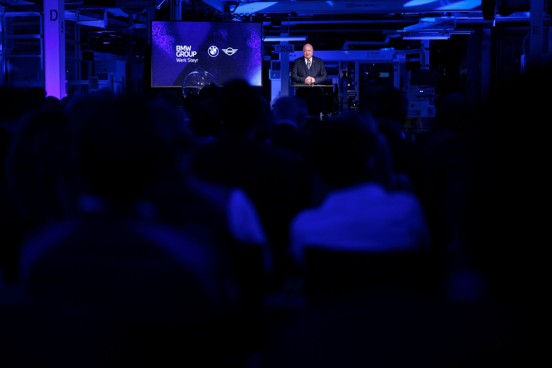 Am 1. August 2025 besuchte Bundeskanzler Christian Stocker (im Bild) im Rahmen seines Bundesl&auml;ndertages das BMW Group Werk Steyr in Ober&ouml;sterreich.