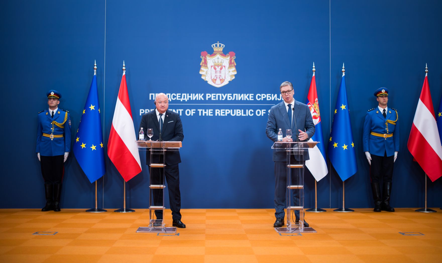Am 12. August 2025 reiste Bundeskanzler Christian Stocker (l.) zu einem Arbeitsbesuch nach Serbien. Im Bild mit dem serbischen Pr&auml;sidenten Aleksandar Vučić (r.).