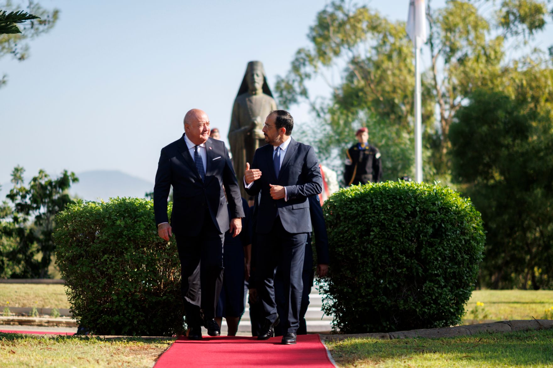 Am 21. August 2025 reiste Bundeskanzler Christian Stocker (m.l.) zu einem mehrt&auml;gigen Arbeitsbesuch nach Zypern. Im Bild mit dem Pr&auml;sidenten von Zypern, Nikos Christodoulidis (m.r.).