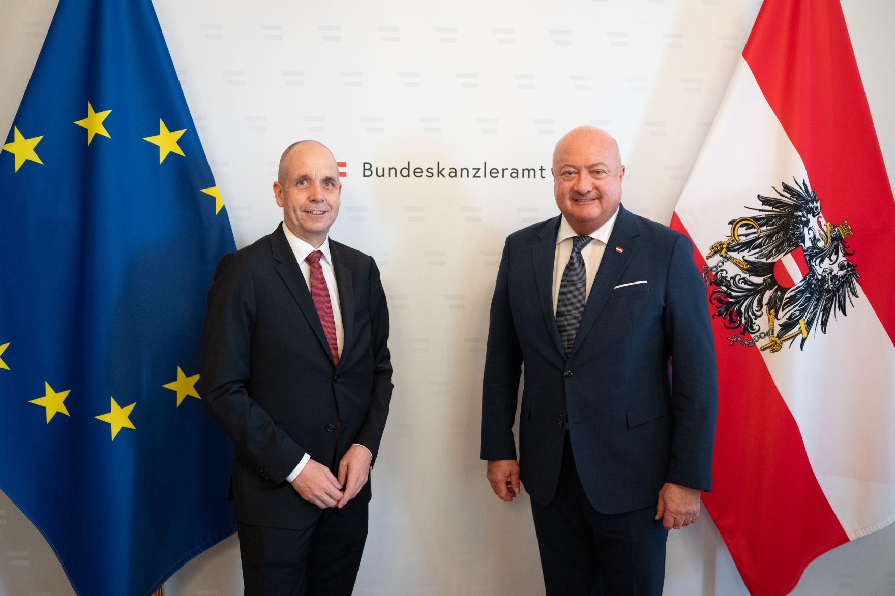 Am 3. September 2025 empfing Bundeskanzler Christian Stocker (r.) den Direktor am Institut f&uuml;r H&ouml;here Studien Holger Bonin (l.) zu einem Arbeitsgespr&auml;ch.