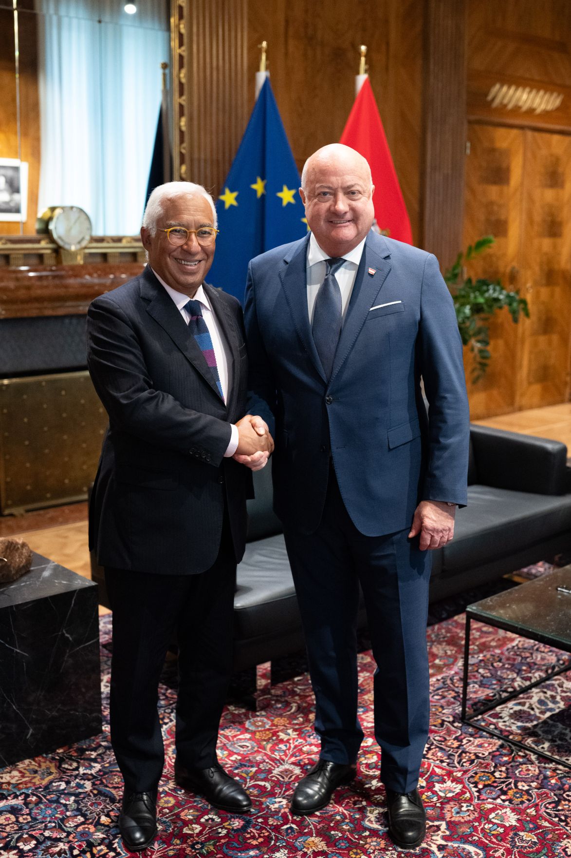 Am 3. September 2025 empfing Bundeskanzler Christian Stocker (r.) den Pr&auml;sidenten des Europ&auml;ischen Rates Ant&oacute;nio Costa (l.) zu einem Arbeitsgespr&auml;ch.