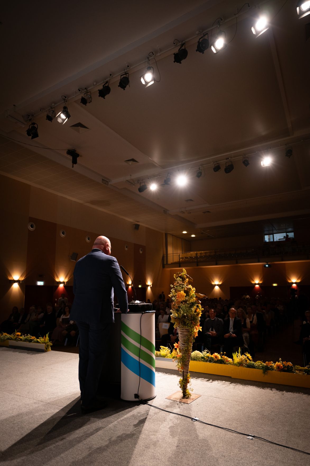 Am 4. September 2025 besuchte Bundeskanzler Christian Stocker die Rieder Messe.