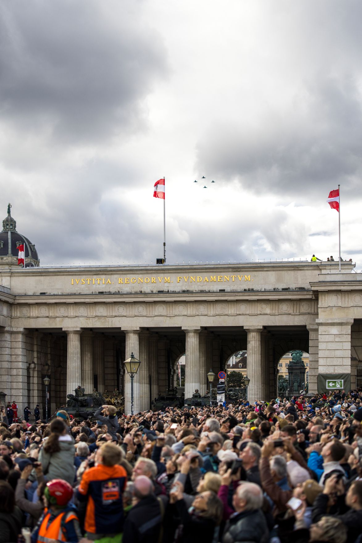 Am 26. Oktober 2025 fanden anl&auml;sslich des Nationalfeiertages Feierlichkeiten am Wiener Heldenplatz statt.