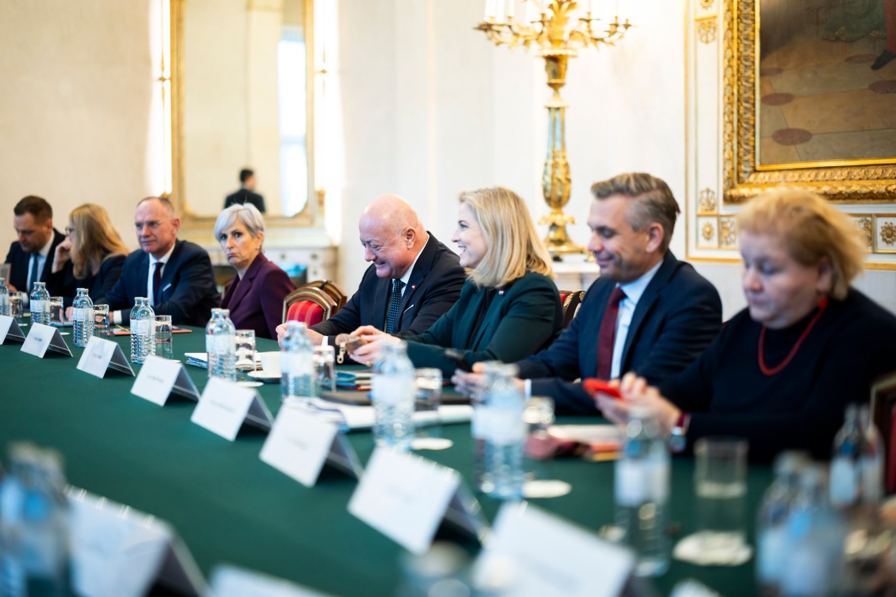 Am 26. November 2025 fand der Ministerrat der Bundesregierung im Bundeskanzleramt statt.