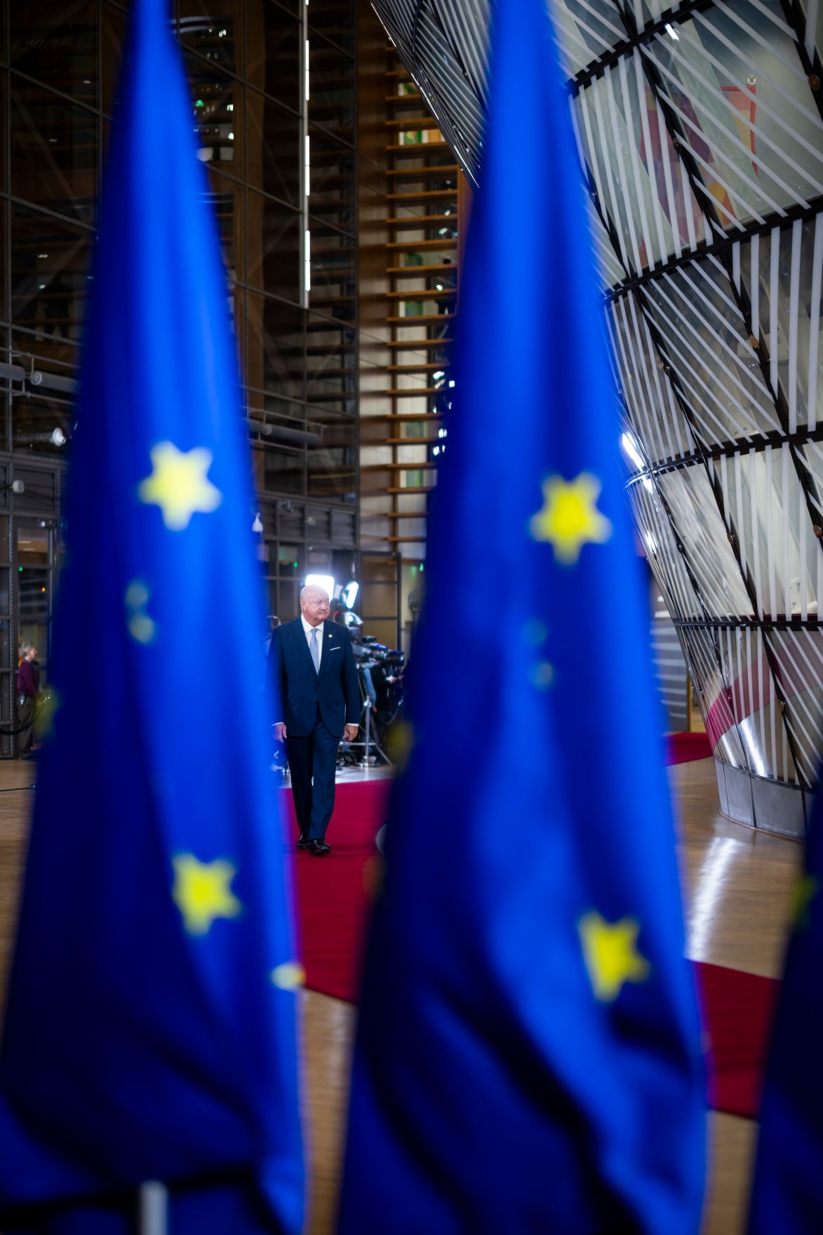 Am 17. Dezember 2025 nahm Bundeskanzler Christian Stocker (im Bild) an dem Treffen der EU-Staats- und Regierungschefs in Br&uuml;ssel teil. Im Bild beim Doorstep.