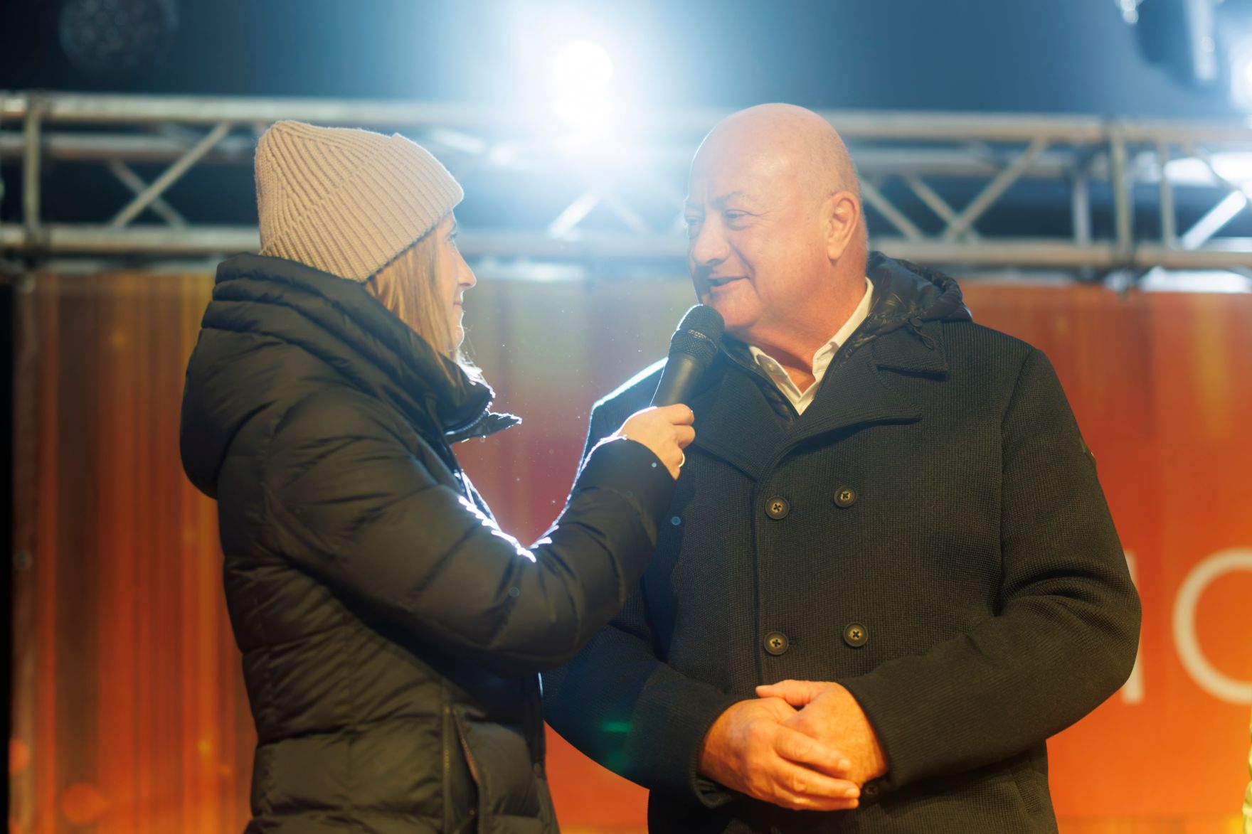 Am 27.12.2025 besuchte Bundeskanzler Christian Stocker (im Bild) das Damen-Ski-Weltcuprennen am Semmering.