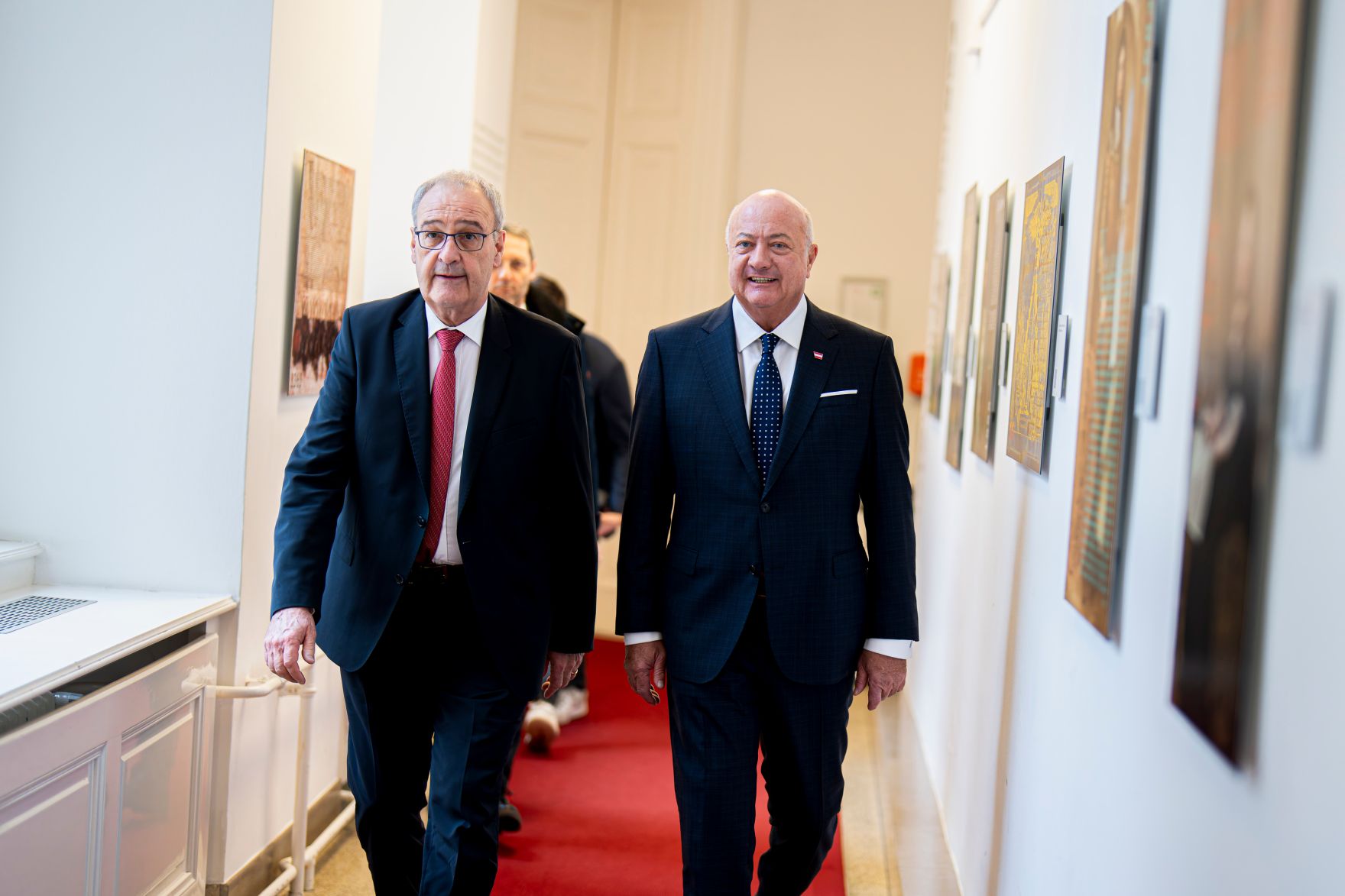 Am 15. J&auml;nner 2026 empfing Bundeskanzler Christian Stocker (r.) den Bundespr&auml;sidenten der Schweiz Guy Parmelin (l.) zu einem Arbeitsgespr&auml;ch.