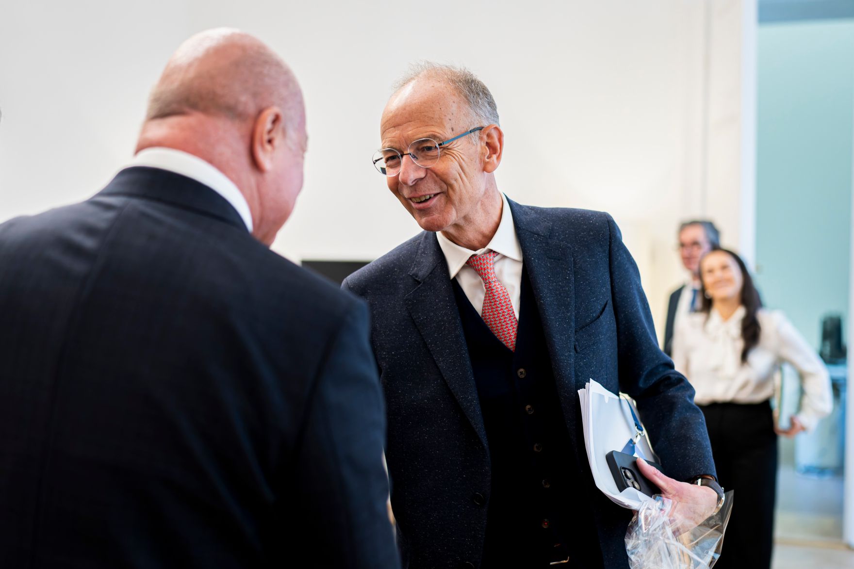 Am 15. J&auml;nner 2026 empfing Bundeskanzler Christian Stocker (l.) den CEO der Wiener B&ouml;rse Christoph Boschan und den CEO von Wienerberger Heimo Scheuch (2.v.l.) zu einem Arbeitsgespr&auml;ch.